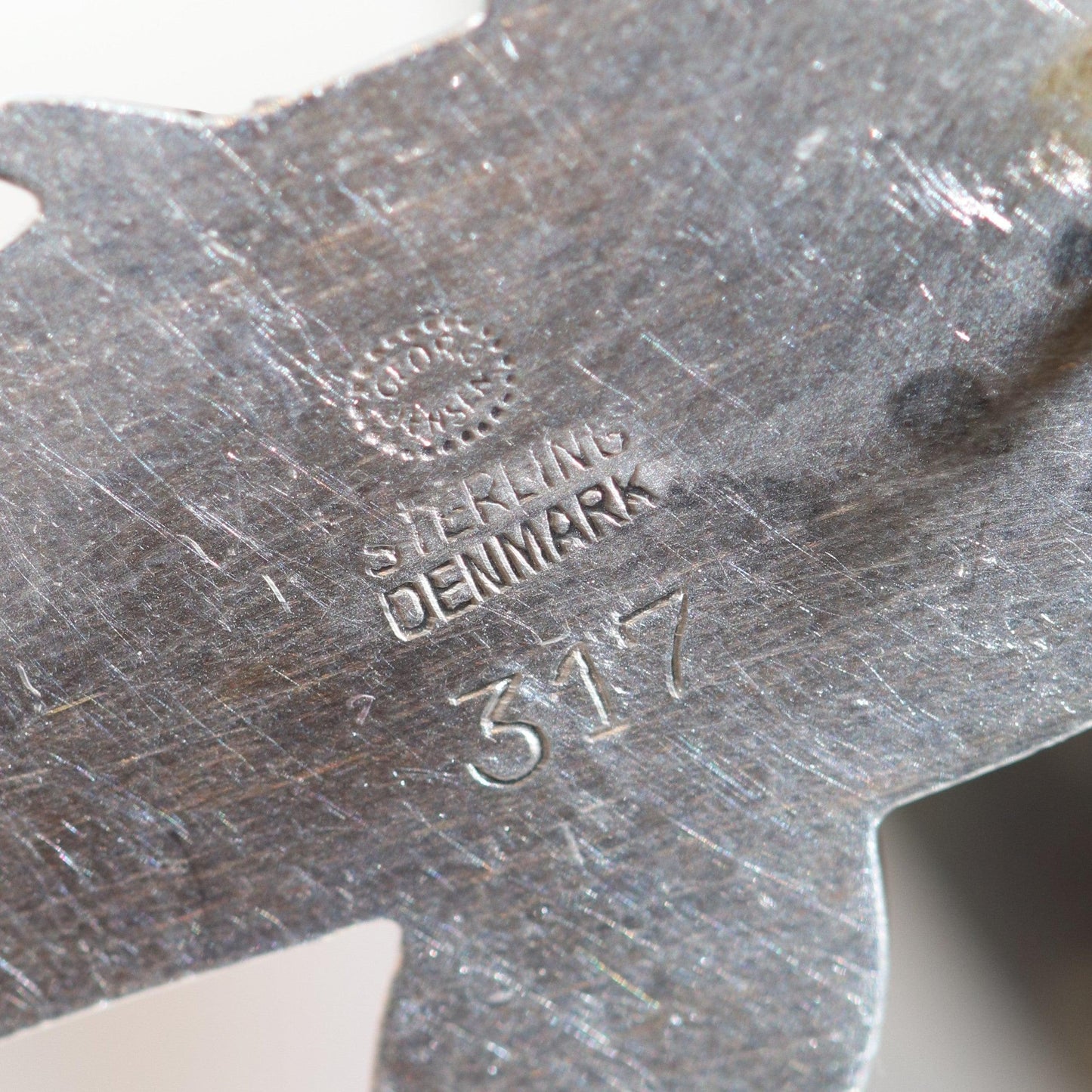 SOLD OUT: Vintage Georg Jensen Jewelry | Arno Malinowski Dual Dolphin Brooch 317 - Carmel FSJ