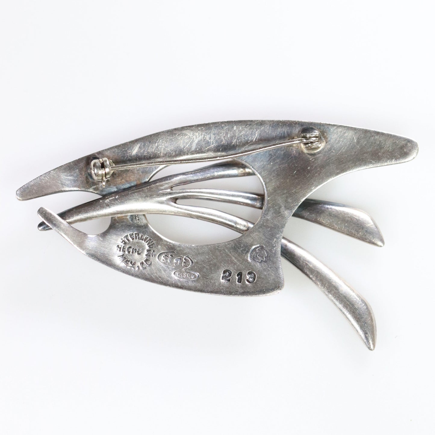 SOLD OUT: Vintage Sigi Pineda Taxco Jewelry | Abstract Obsidian Fish Brooch - Carmel FSJ