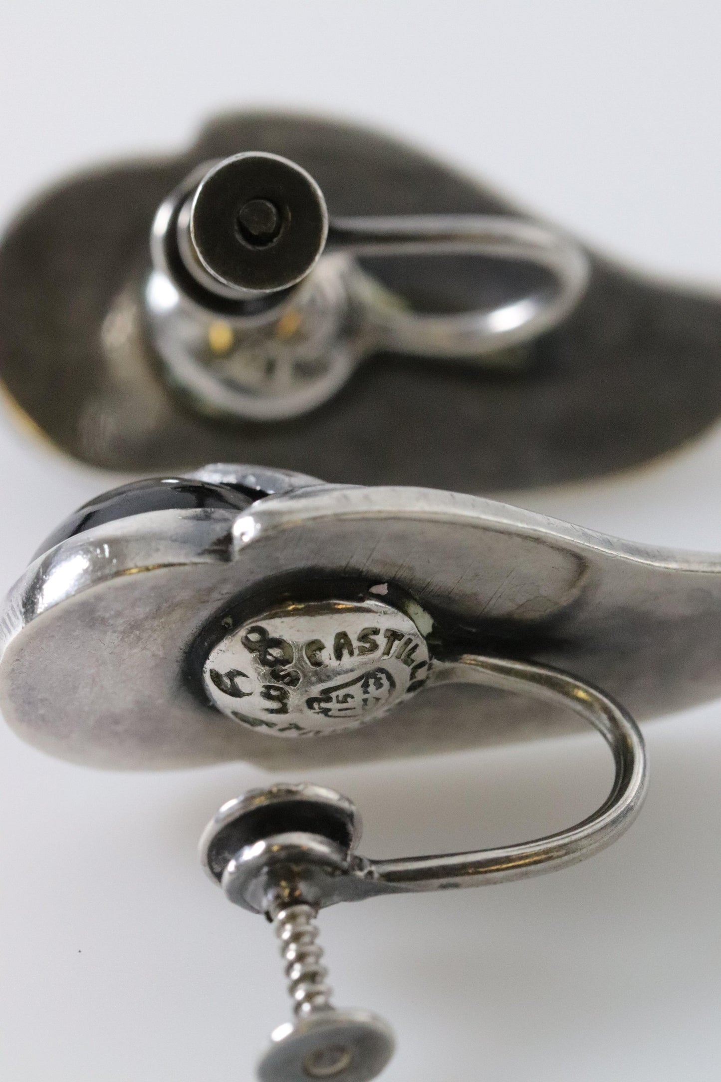 Vintage Los Castillo Taxco Silver Mexican Jewelry | Onyx Bell Flower Screwback Earrings - Carmel FSJ