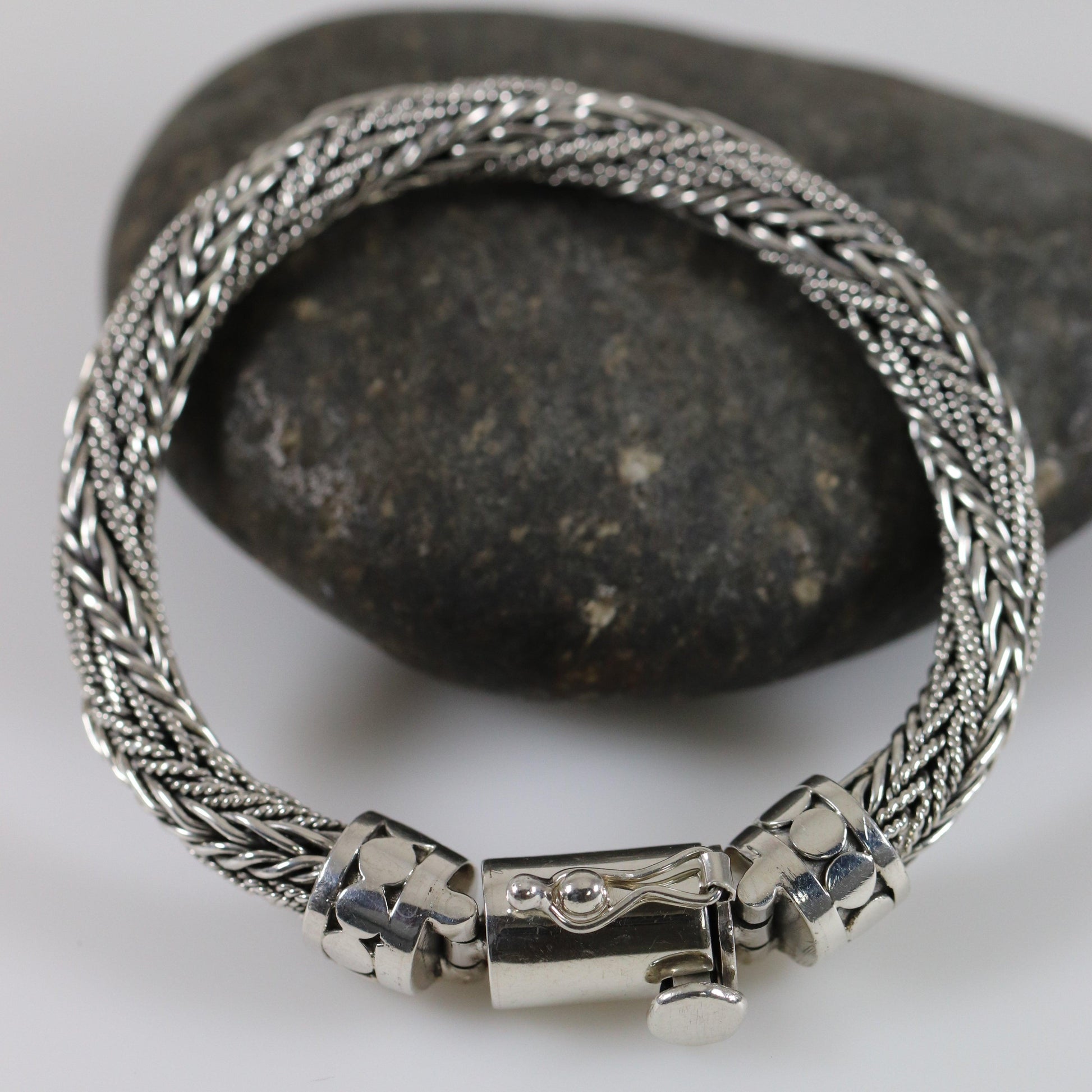 Vintage Modernist Silver Jewelry | Twisted Wheat Link Bracelet - Carmel Fine Silver Jewelry