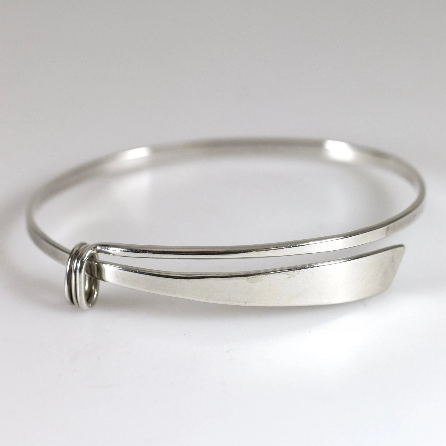 Collectible American Vintage Silver Jewelry Collection - Carmel Fine Silver Jewelry