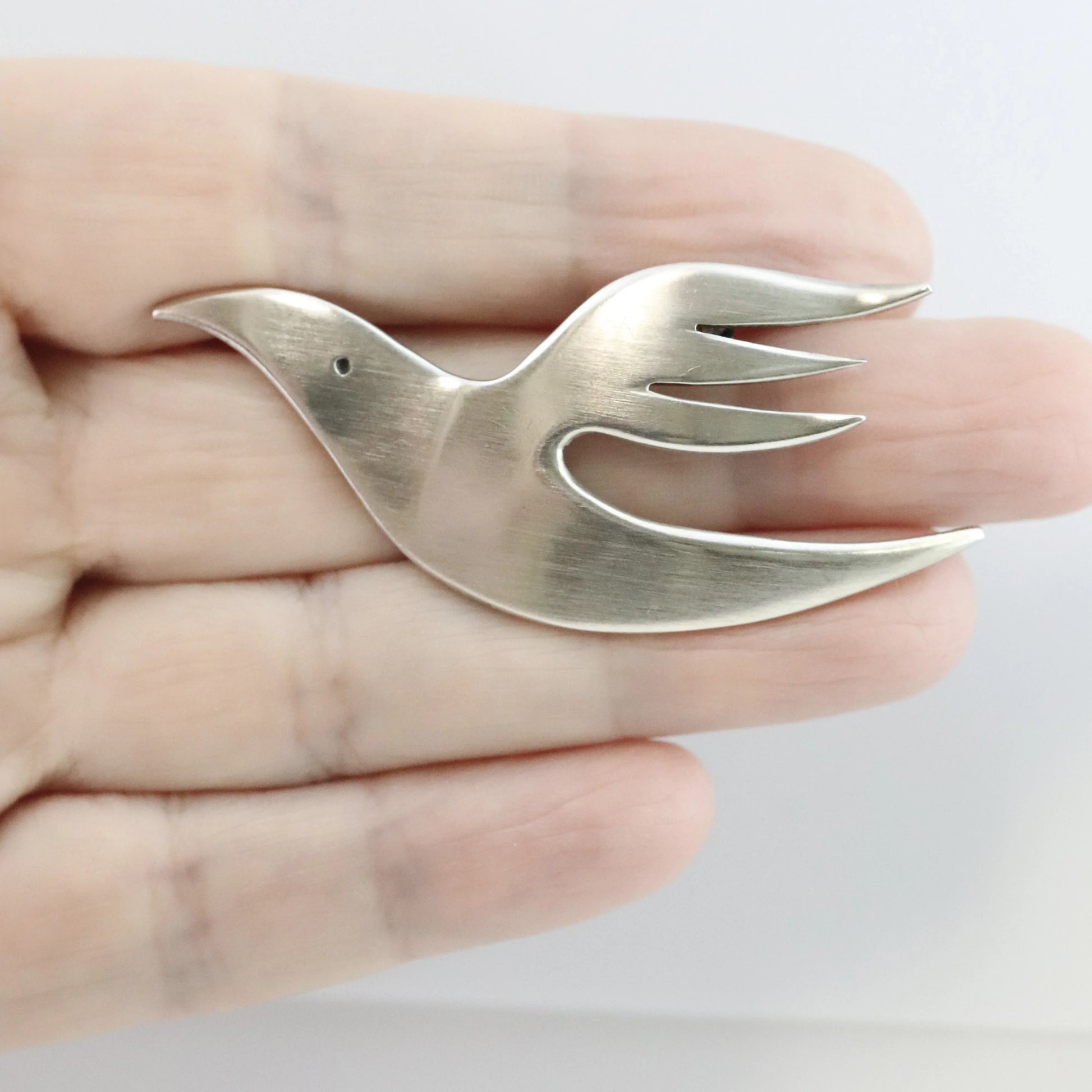 Vintage E Dragsted Jewelry | Modernist Peace Dove Brooch Denmark