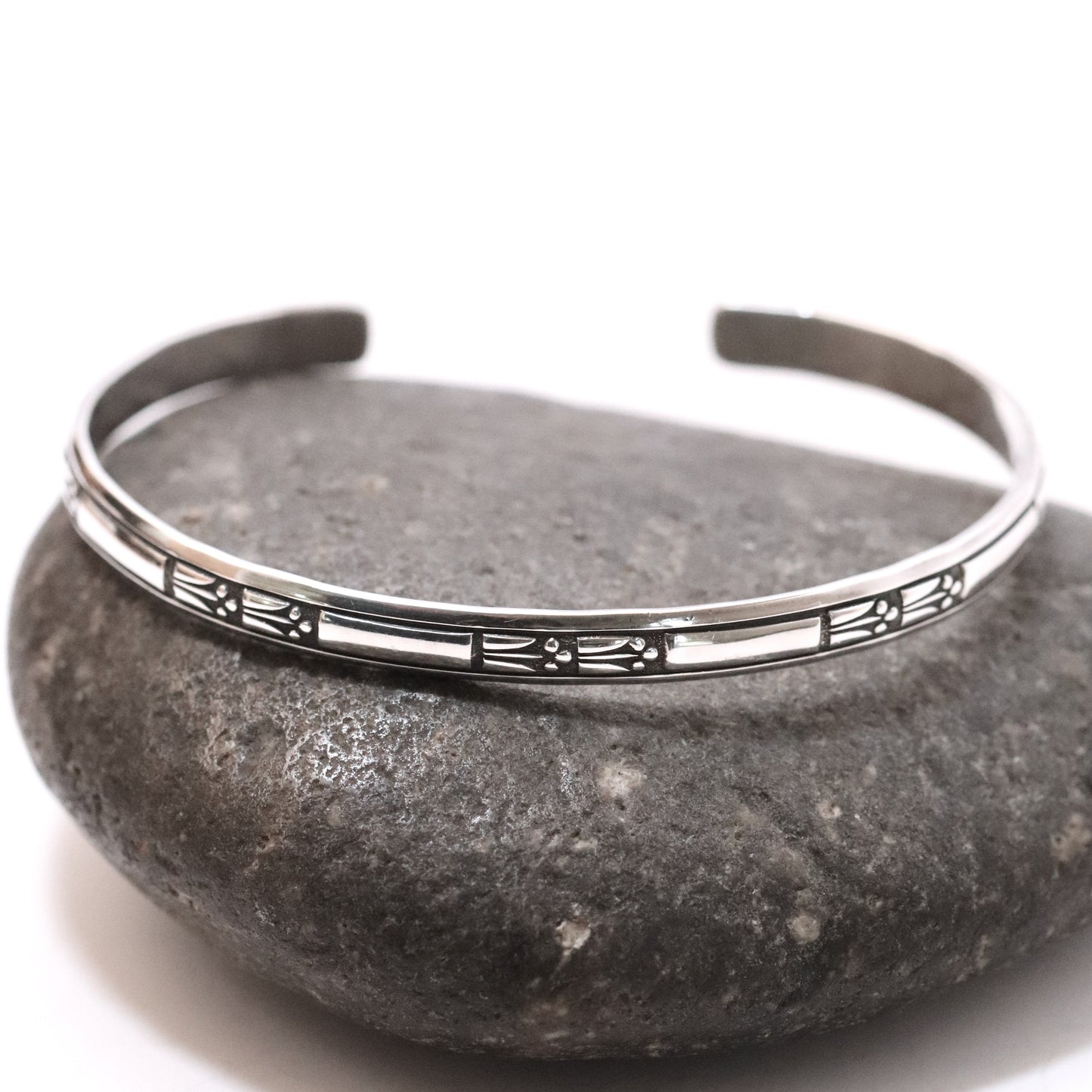 Vintage Ed Levin Silver Jewelry | Art Deco Patterned Cuff Bracelet
