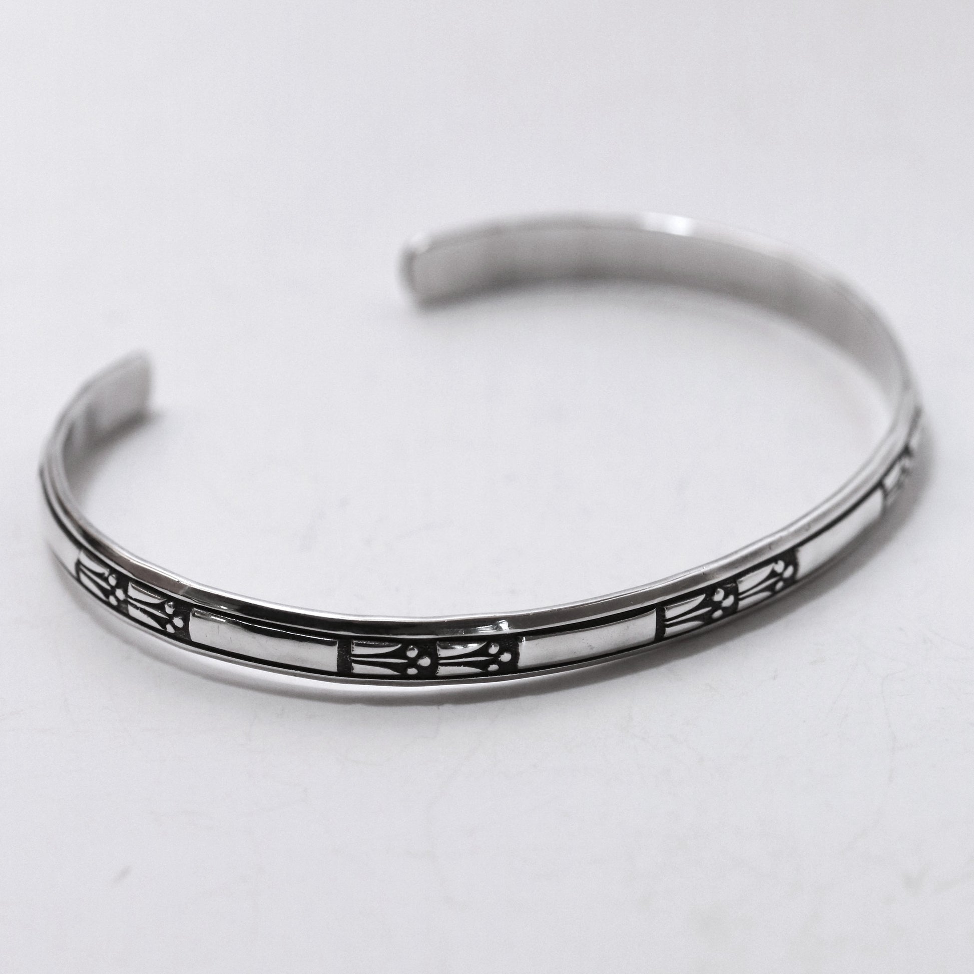 Vintage Ed Levin Silver Jewelry | Art Deco Patterned Cuff Bracelet