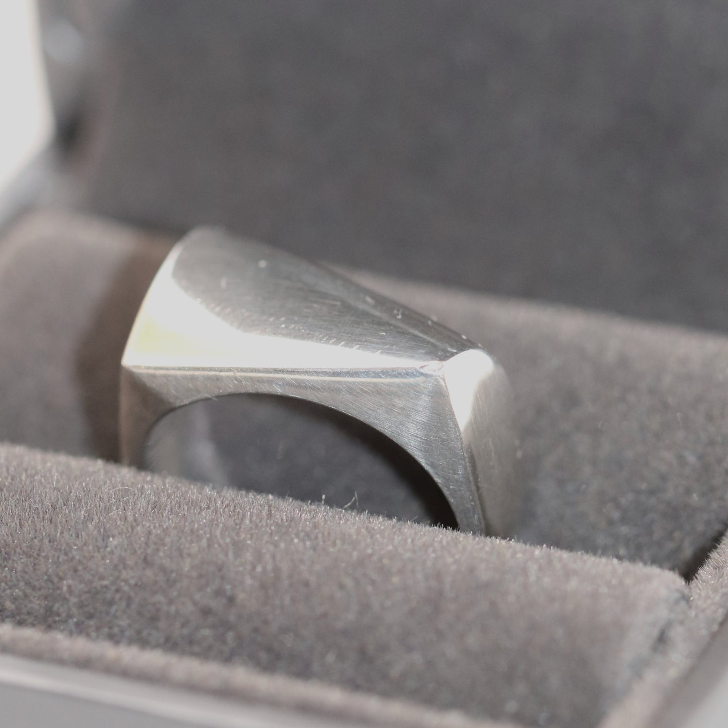 Vintage Georg Jensen Jewelry | Modernist Ring 141 Henning Koppel Design Denmark