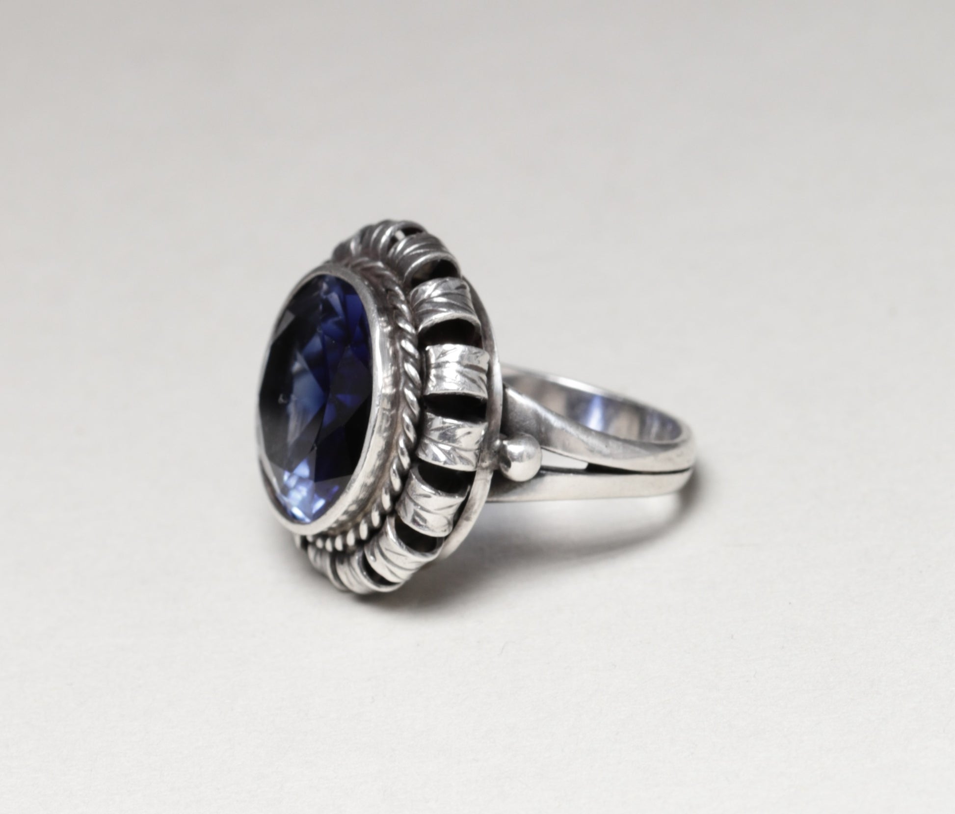 Vintage The Kalo Shop Jewelry | The Kalo Shop Round Synthetic Sapphire Ring