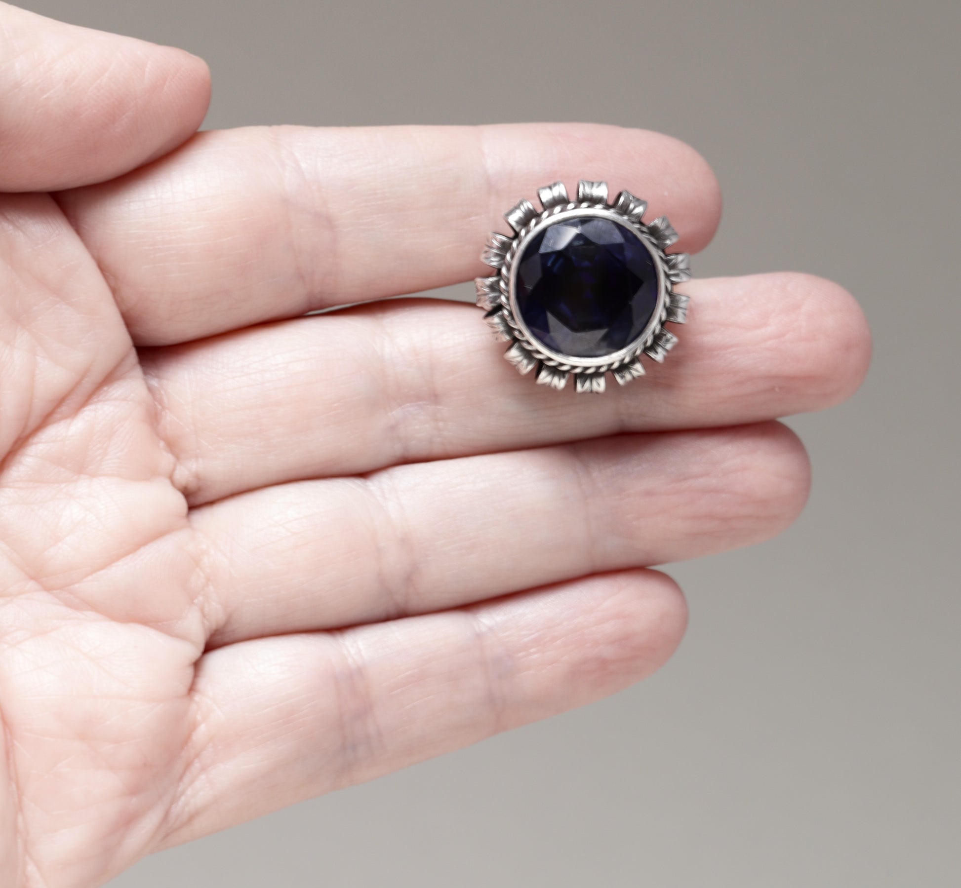 Vintage The Kalo Shop Jewelry | The Kalo Shop Round Synthetic Sapphire Ring