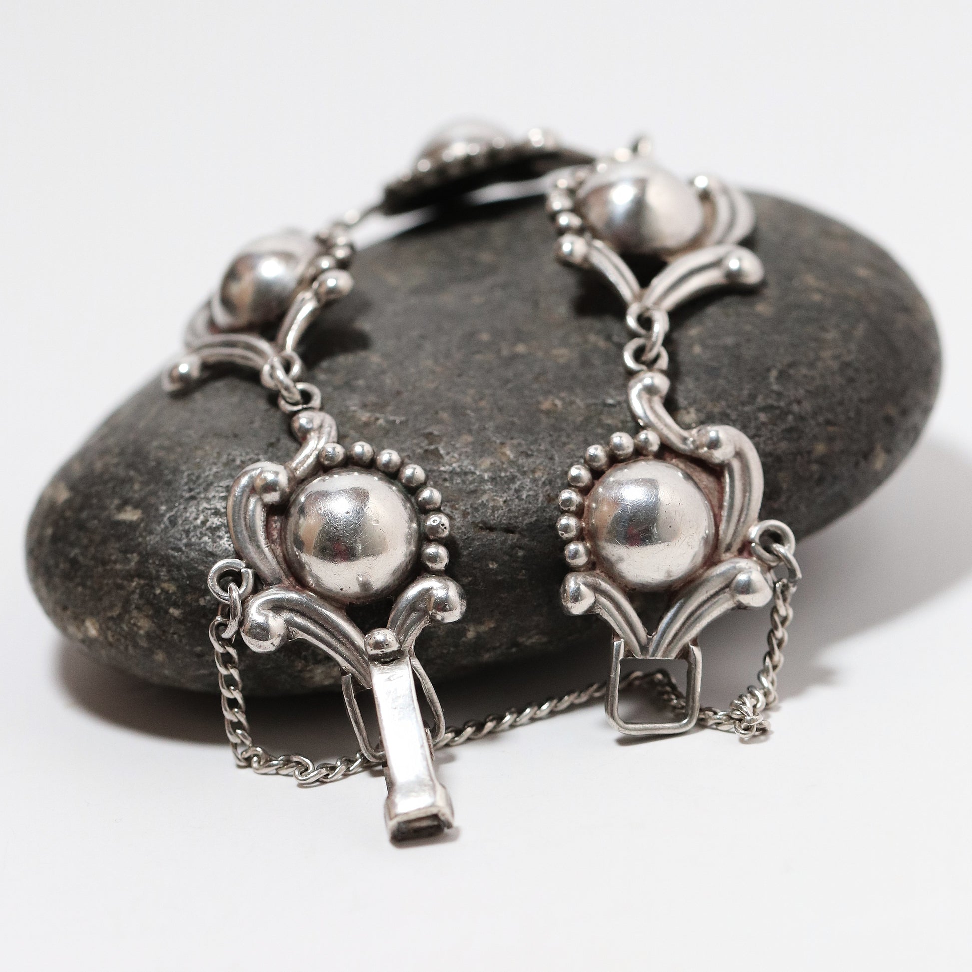 Vintage Los Castillo Taxco Mexican Jewelry | Sterling Silver Floral Cabochon Link Bracelet