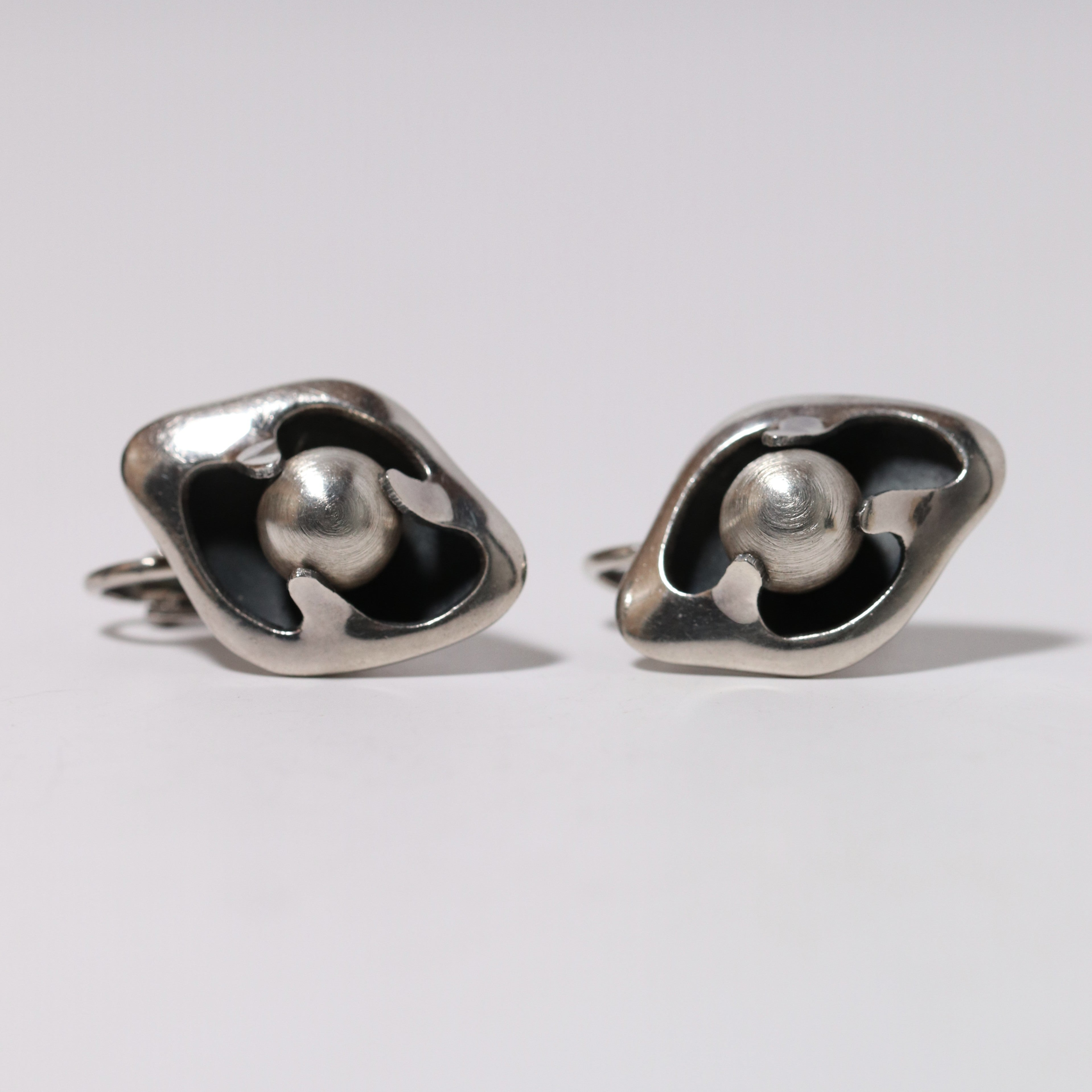 Sigi Pineda Vintage Silver Jewelry Collection – Carmel Fine Silver