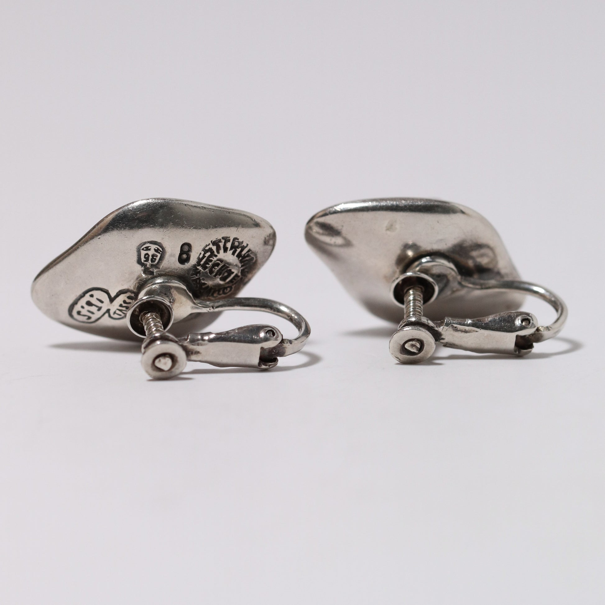 Vintage Sigi Pineda Taxco Jewelry | Oval Modernist Suspended Sphere Earrings