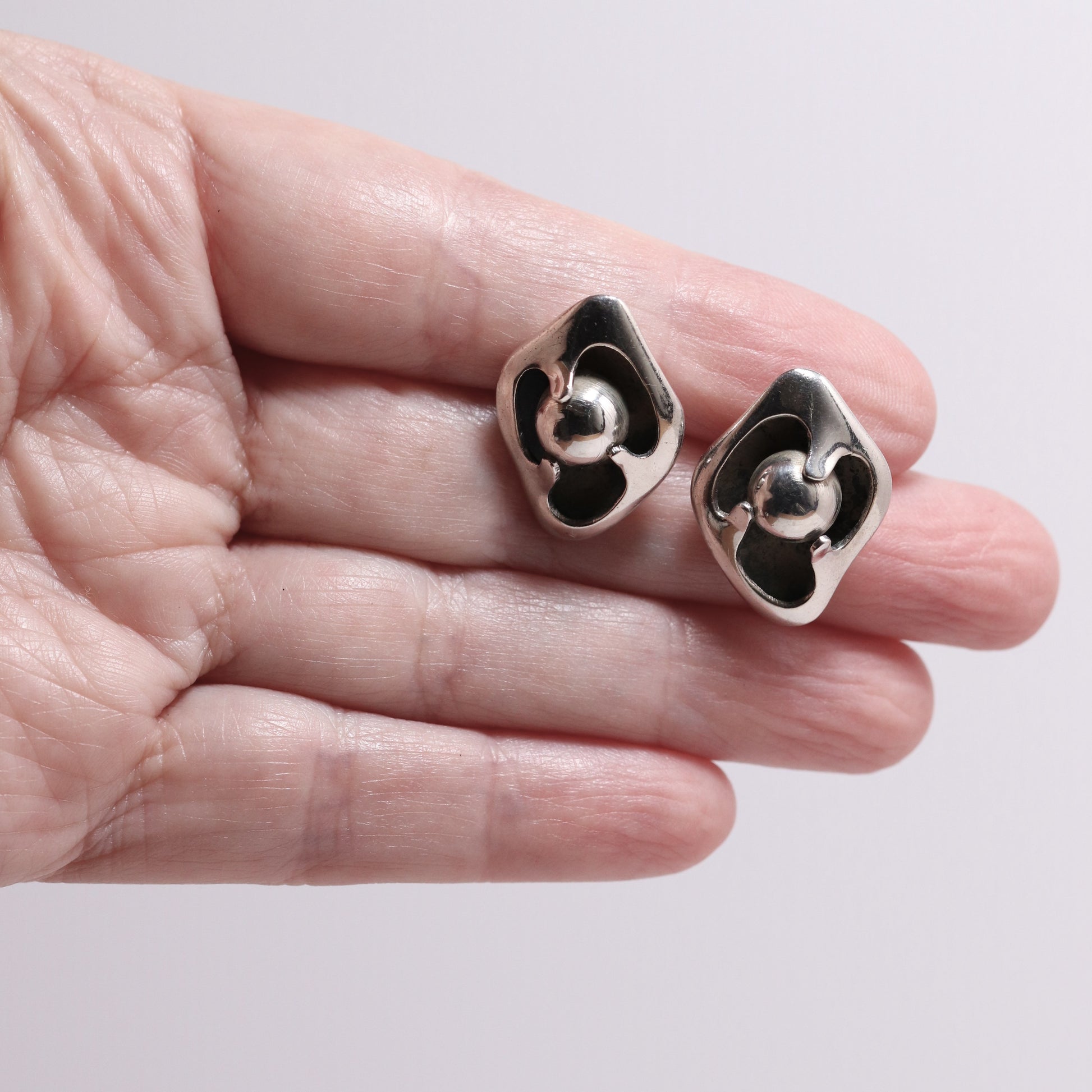 Vintage Sigi Pineda Taxco Jewelry | Oval Modernist Suspended Sphere Earrings