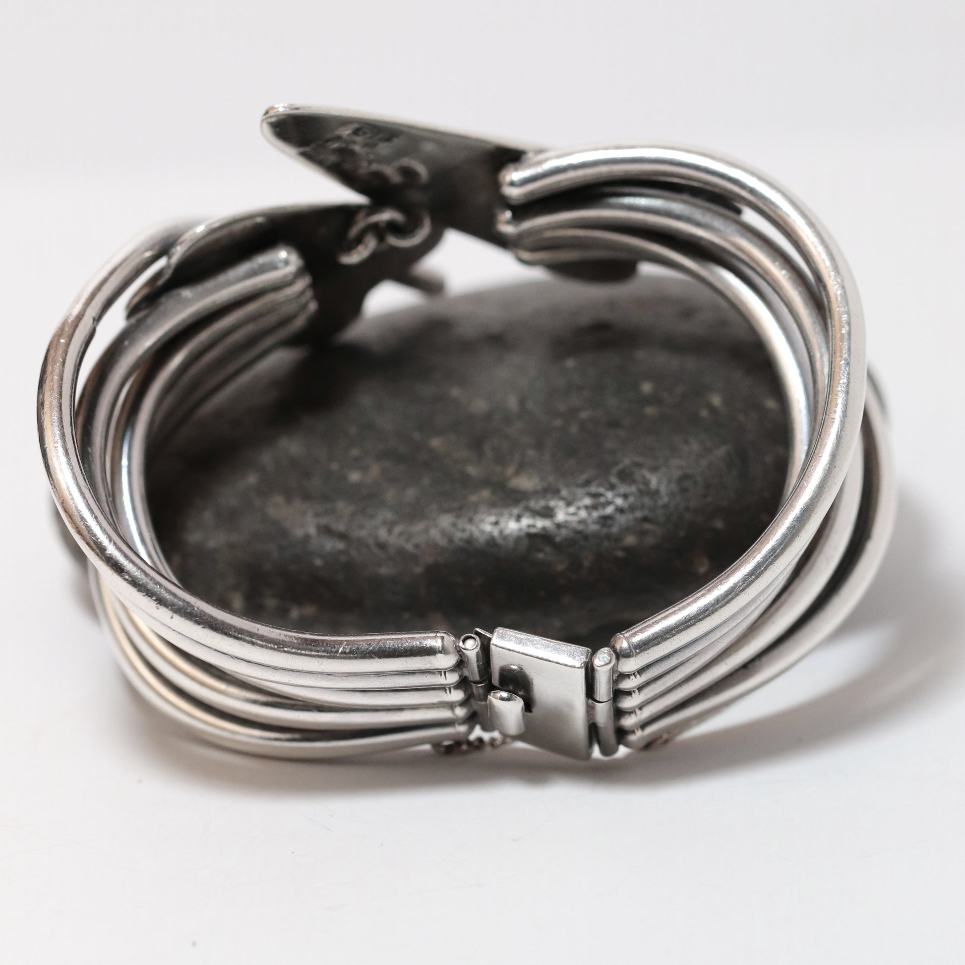 Vintage Salvador Teran Taxco Jewelry | Modernist Stylized Leaf Modernist Bracelet
