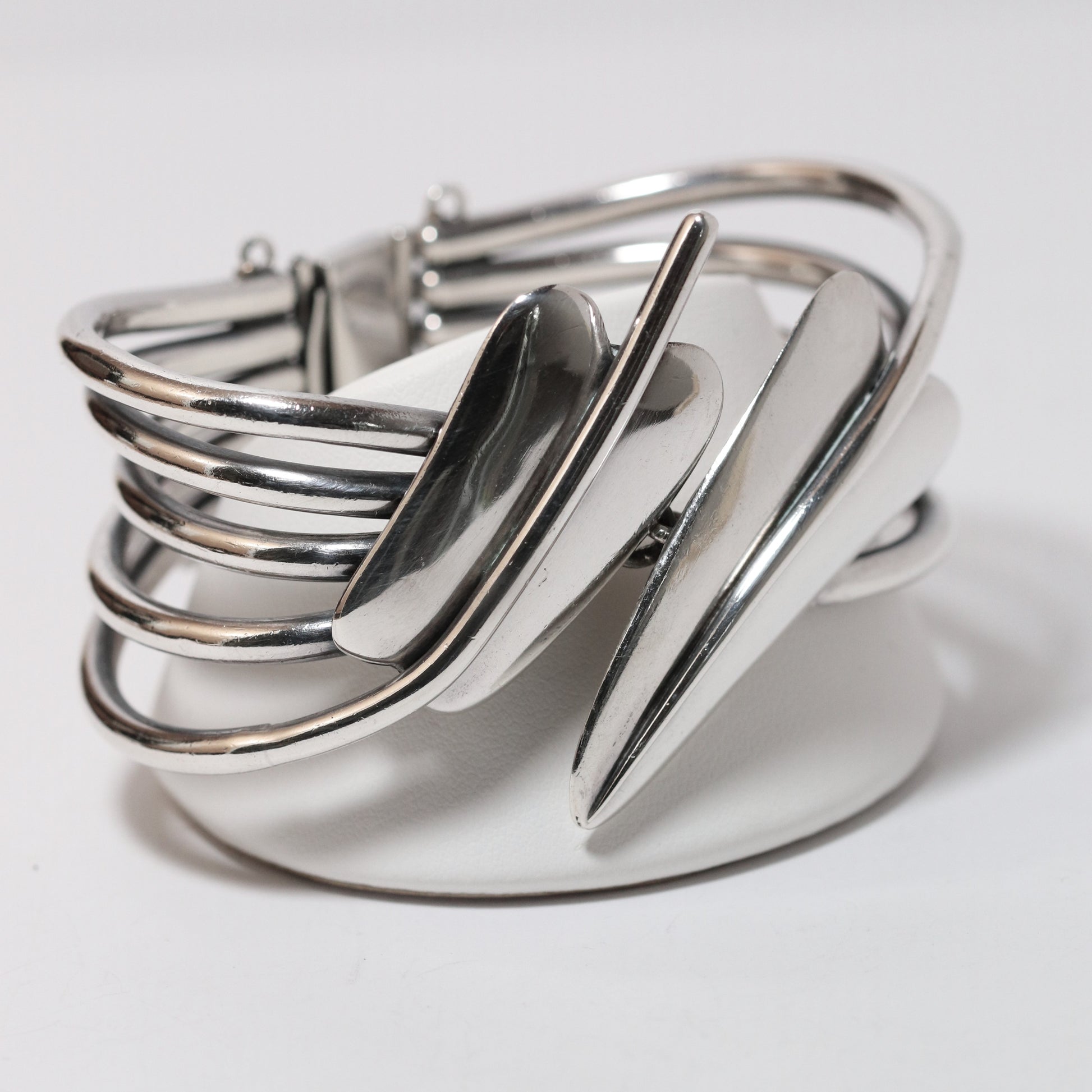 Vintage Salvador Teran Taxco Jewelry | Modernist Stylized Leaf Modernist Bracelet