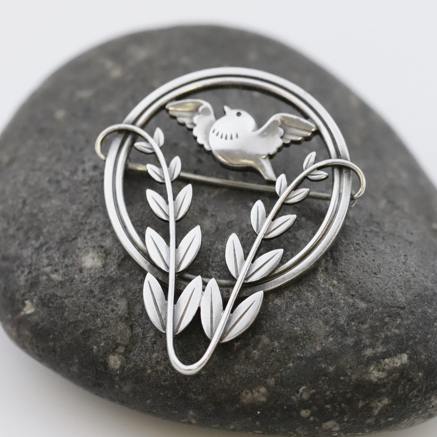 Georg Jensen Jewelry | Chubby Bird and Vine Brooch 258 - Carmel FSJ