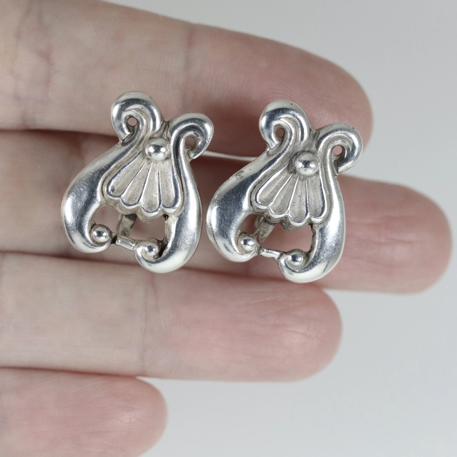Los Castillo Screwback Earrings | Taxco Ornate Mid-Century | Vintage Sterling Silver Mexico - Carmel Fine Silver Jewelry