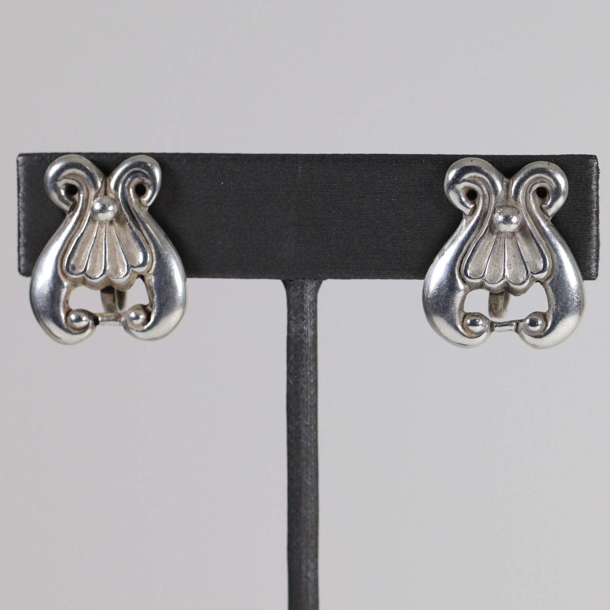 Los Castillo Screwback Earrings | Taxco Ornate Mid-Century | Vintage Sterling Silver Mexico - Carmel Fine Silver Jewelry