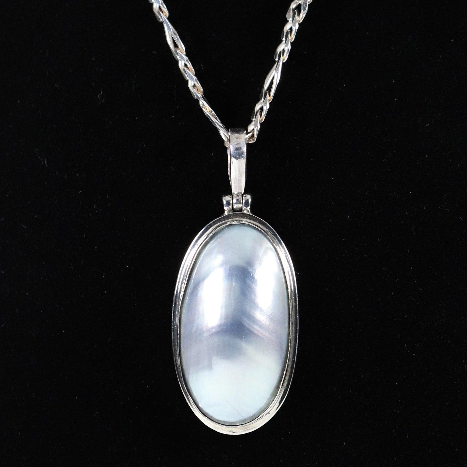 Mother of Pearl Necklace Pendant | Vintage Sterling Silver | 18" Heavy Figaro Chain - Carmel FSJ
