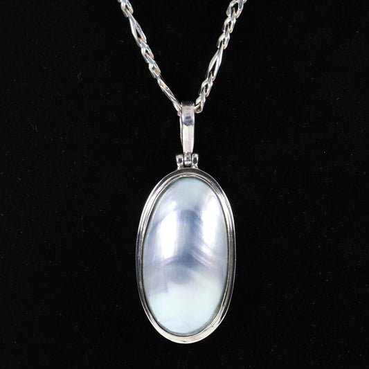 Mother of Pearl Necklace Pendant | Vintage Sterling Silver | 18" Heavy Figaro Chain - Carmel FSJ