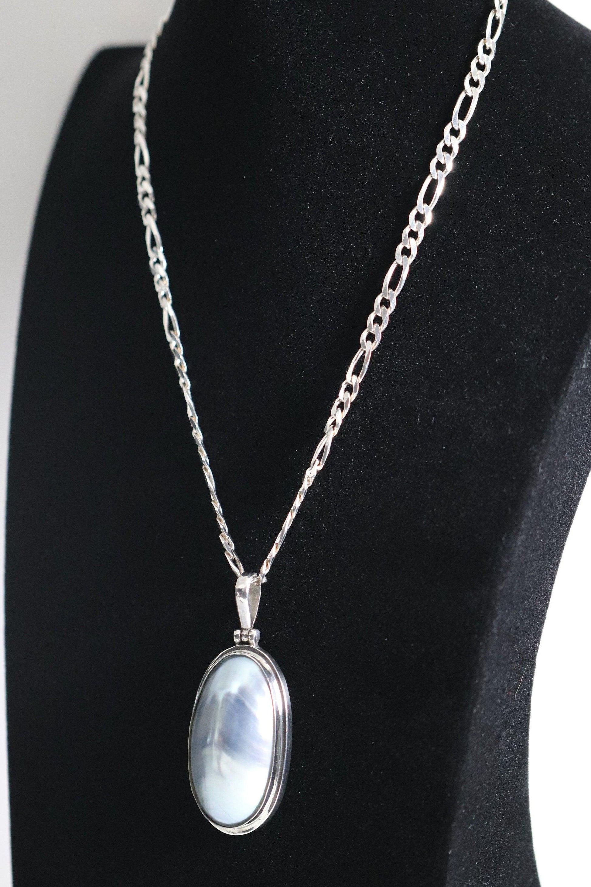 Mother of Pearl Necklace Pendant | Vintage Sterling Silver | 18" Heavy Figaro Chain - Carmel FSJ
