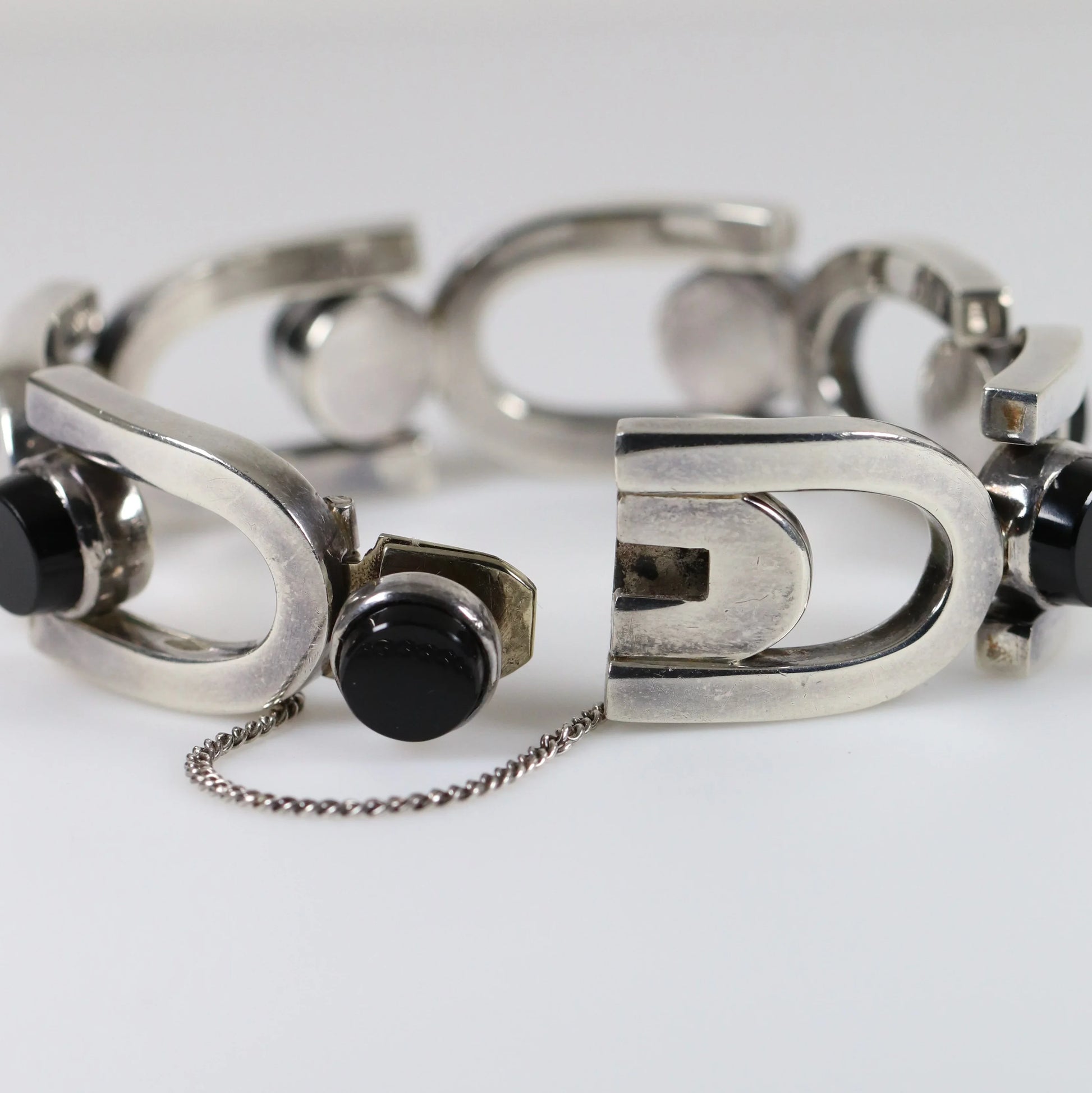 SOLD OUT: Antonio Pineda Bracelet | Taxco Mid-Century Modernist Horseshoe-Link Onyx | Vintage 970 Sterling Silver Mexico - Carmel Fine Silver Jewelry