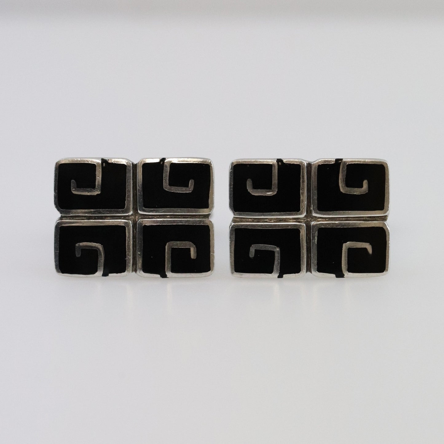 SOLD OUT: BLACK ENAMEL MARGOT DE TAXCO CUFFLINKS - Carmel FSJ