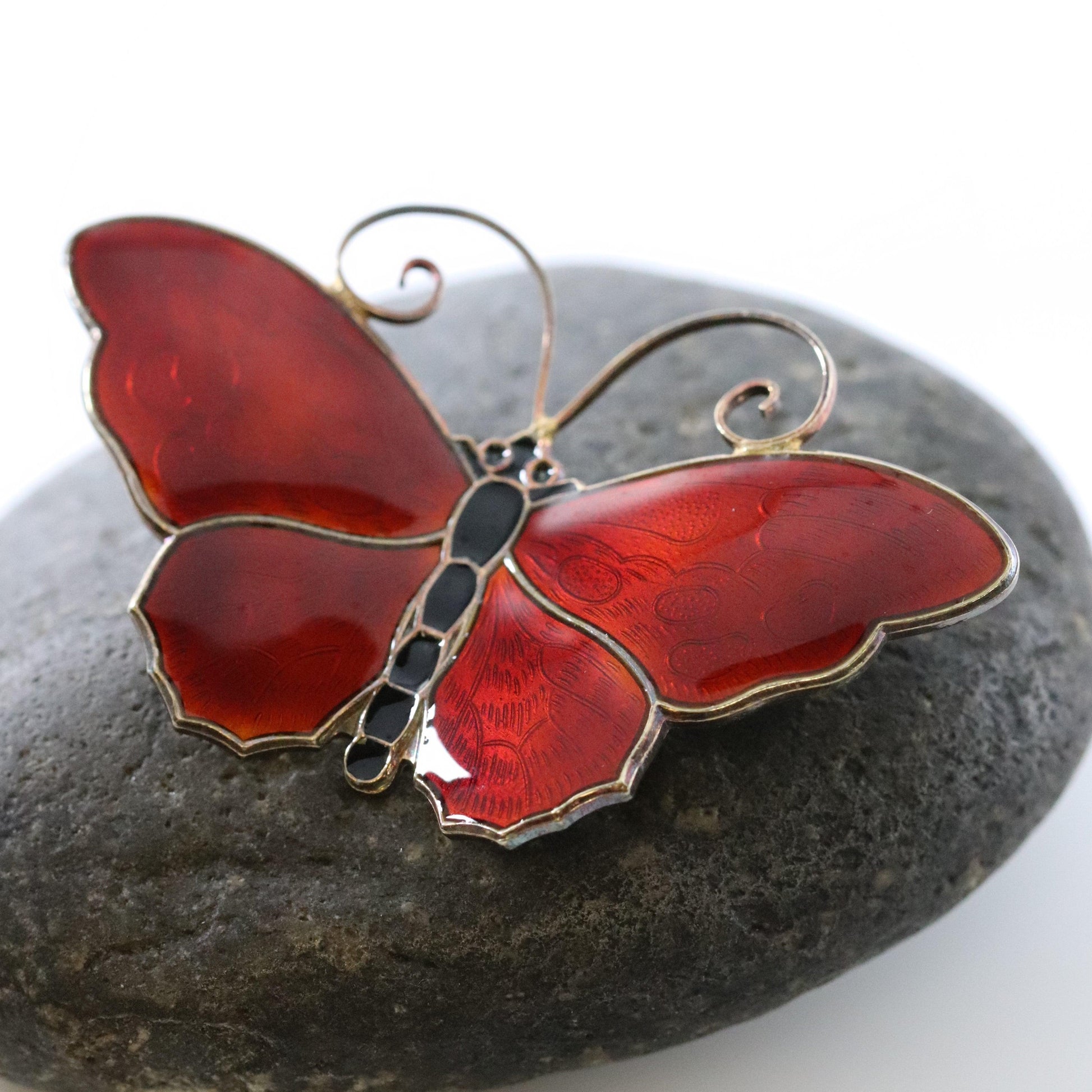 SOLD OUT: DAVID ANDERSEN LARGE RED BUTTERFLY PIN - Carmel FSJ