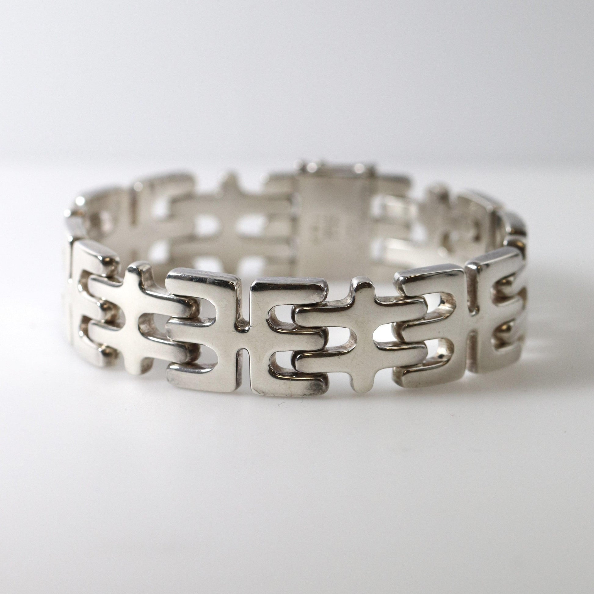 SOLD OUT: GEORG JENSEN MODERNIST BRACELET 103 - Carmel FSJ