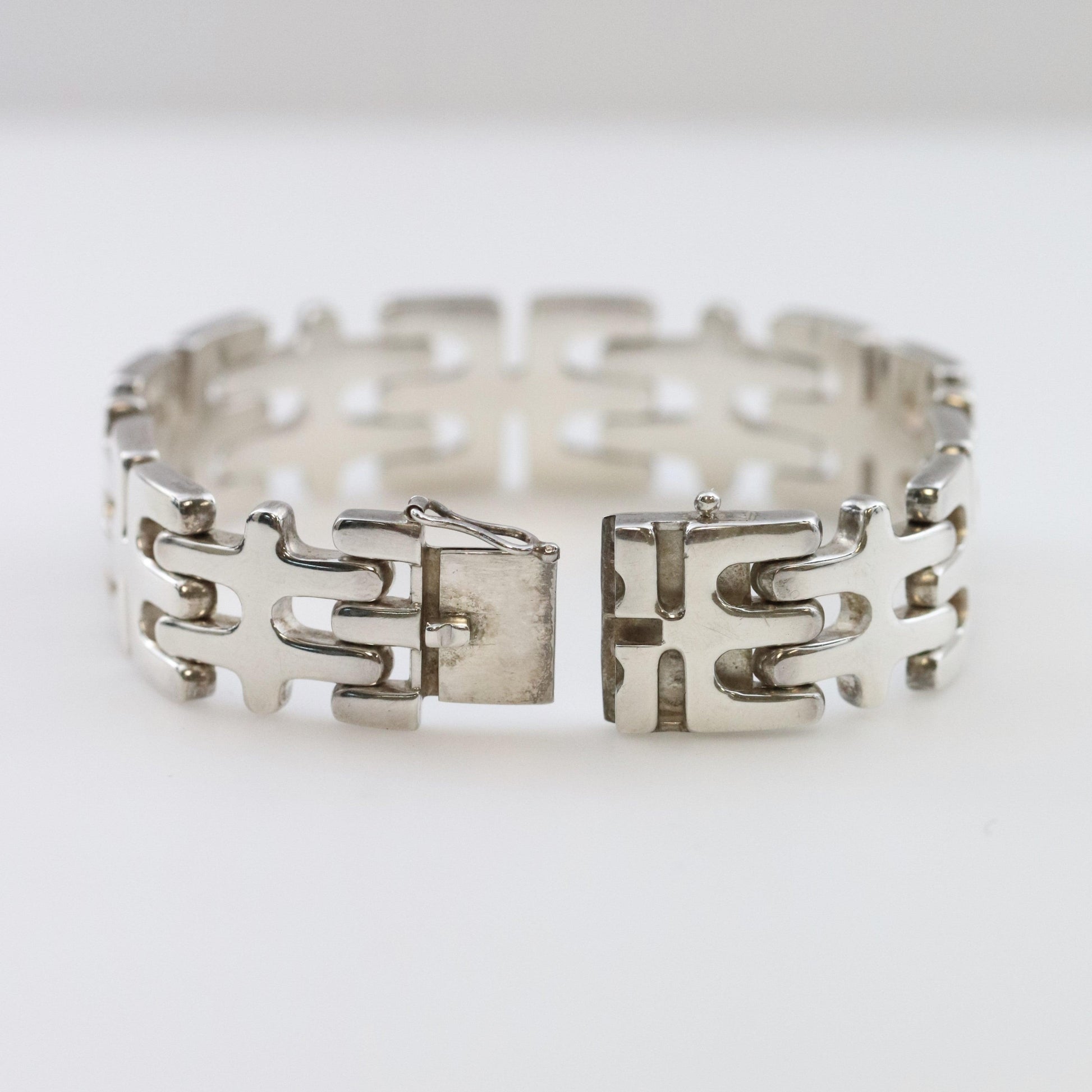 SOLD OUT: GEORG JENSEN MODERNIST BRACELET 103 - Carmel FSJ