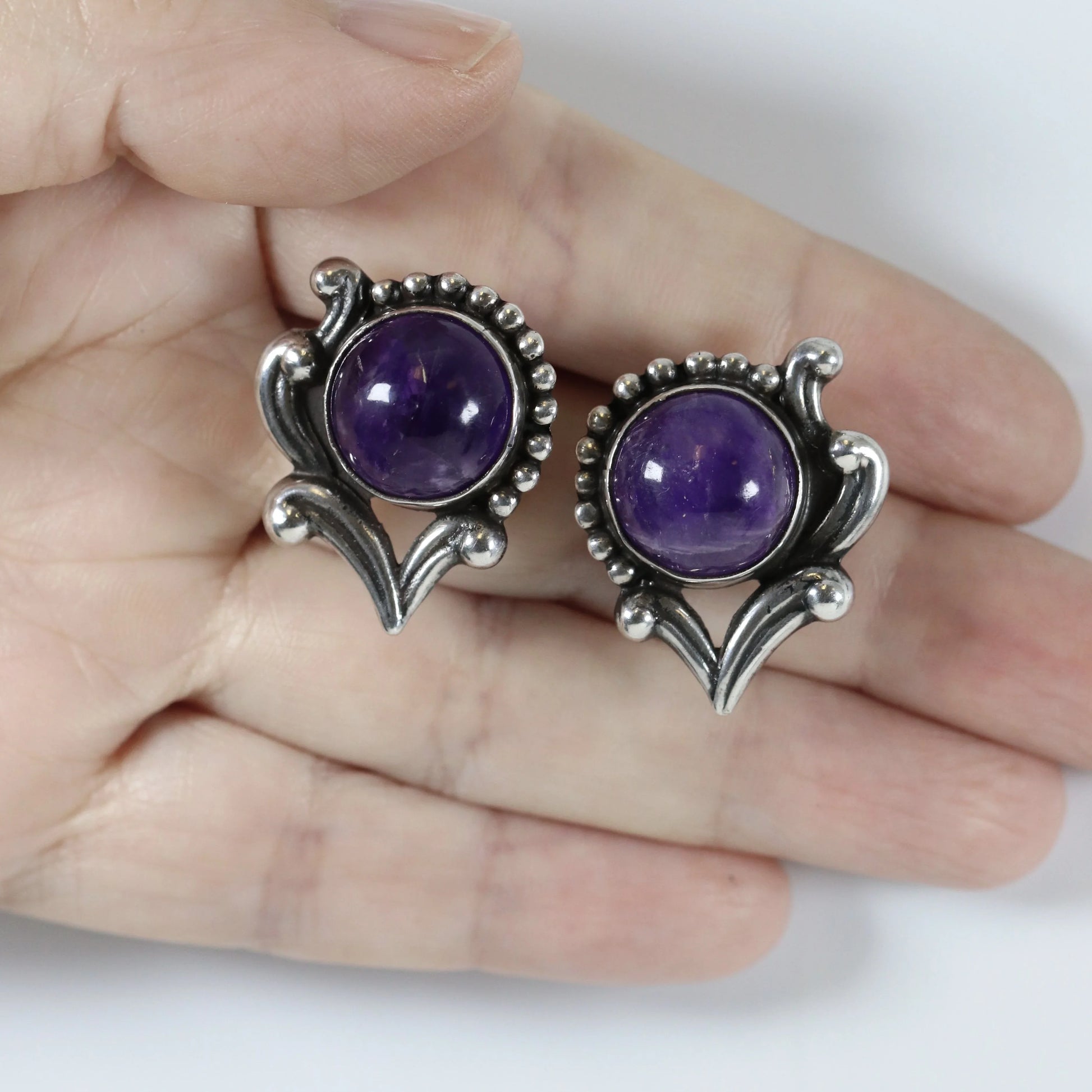 SOLD OUT: Vintage Los Castillo Taxco Silver Mexican Jewelry | Floral Handcrafted Amethyst Earrings - Carmel Fine Silver Jewelry