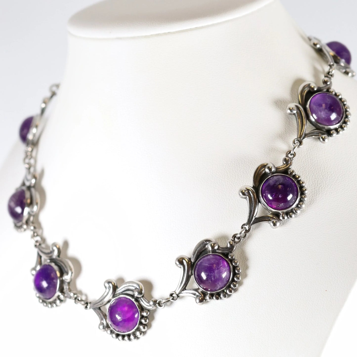 SOLD OUT: Vintage Los Castillo Taxco Silver Mexican Jewelry | Mid-Century Round Amethyst Floral Necklace - Carmel Fine Silver Jewelry