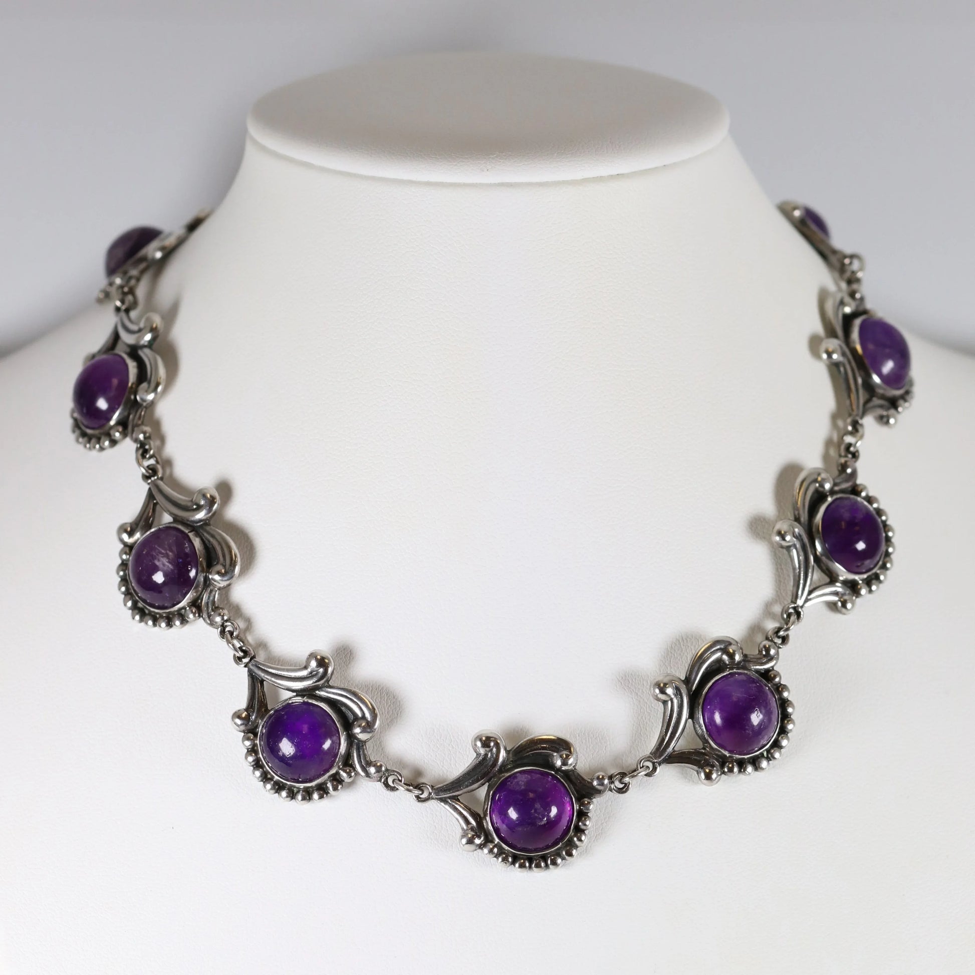 SOLD OUT: Vintage Los Castillo Taxco Silver Mexican Jewelry | Mid-Century Round Amethyst Floral Necklace - Carmel Fine Silver Jewelry