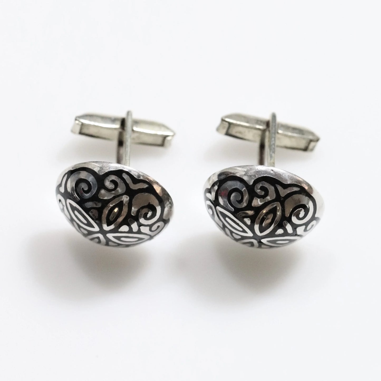 SOLD OUT: Vintage Margot de Taxco Jewelry | Round Floral Enamel Cufflinks - Carmel Fine Silver Jewelry