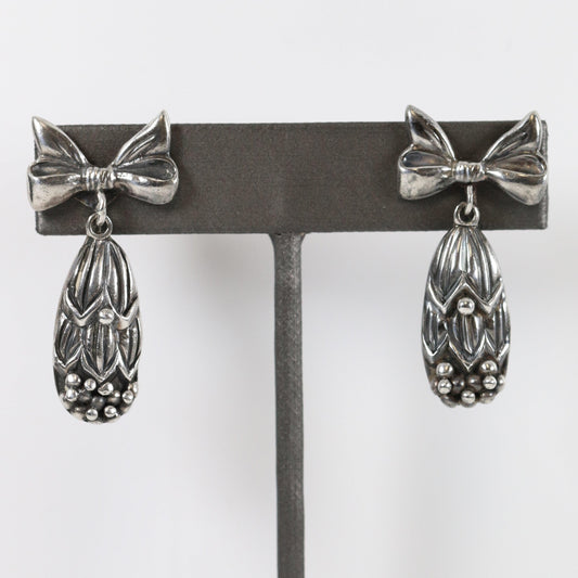 SOLD OUT: Vintage Margot de Taxco Silver Mexican Jewelry | Mid-Century Bow and Berry Earrings - Carmel FSJ