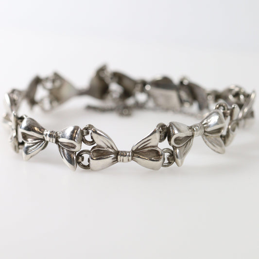 SOLD OUT: Vintage Margot de Taxco Silver Mexican Jewelry | Mid-Century Handcrated Taxco Bow Bracelet - Carmel FSJ