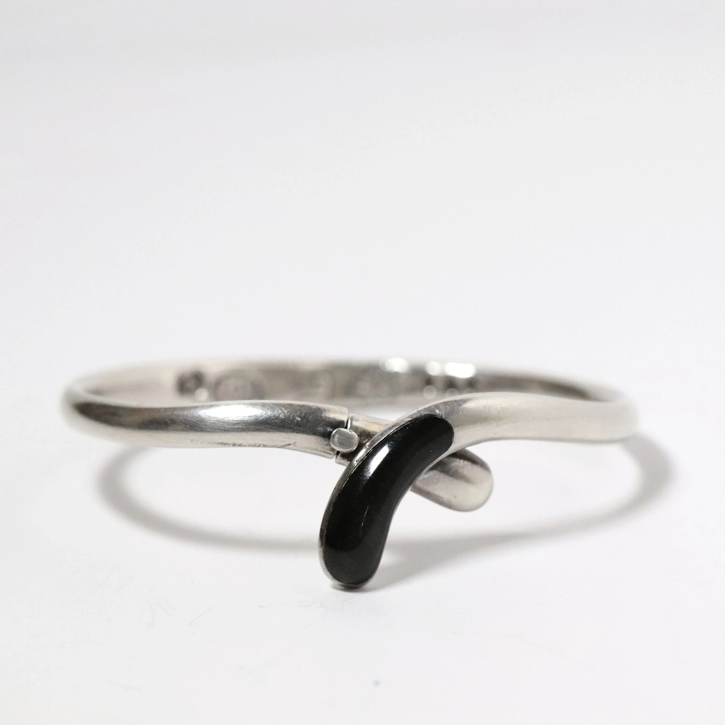SOLD OUT: Vintage Sigi Pineda Jewelry | Obsidian Modernist Hinged Bracelet Mexico - Carmel Fine Silver Jewelry