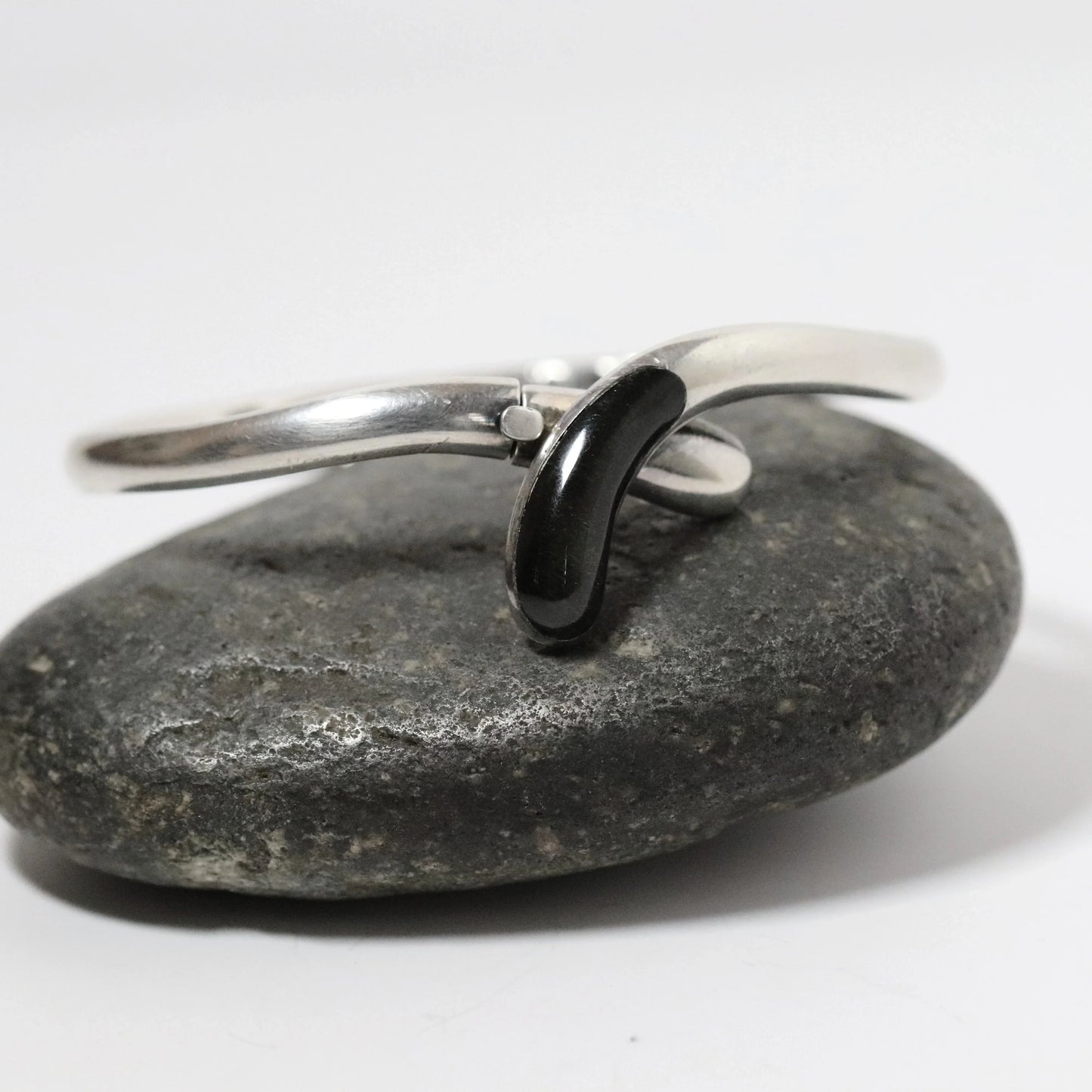 SOLD OUT: Vintage Sigi Pineda Jewelry | Obsidian Modernist Hinged Bracelet Mexico - Carmel Fine Silver Jewelry