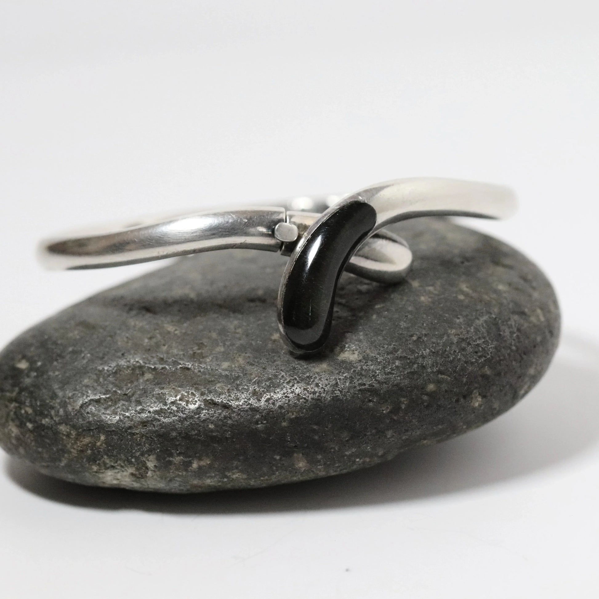 SOLD OUT: Vintage Sigi Pineda Jewelry | Obsidian Modernist Hinged Bracelet Mexico - Carmel Fine Silver Jewelry