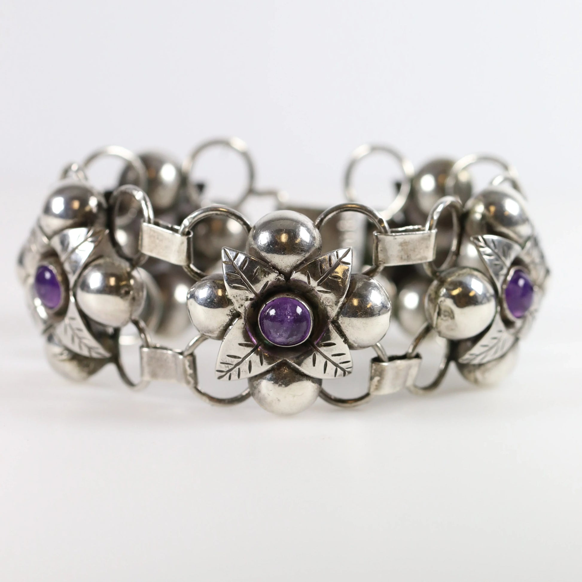 SOLD OUT: Vintage Silver Mexican Jewelry | Old Floral Amethyst Linked Bracelet - Carmel Fine Silver Jewelry