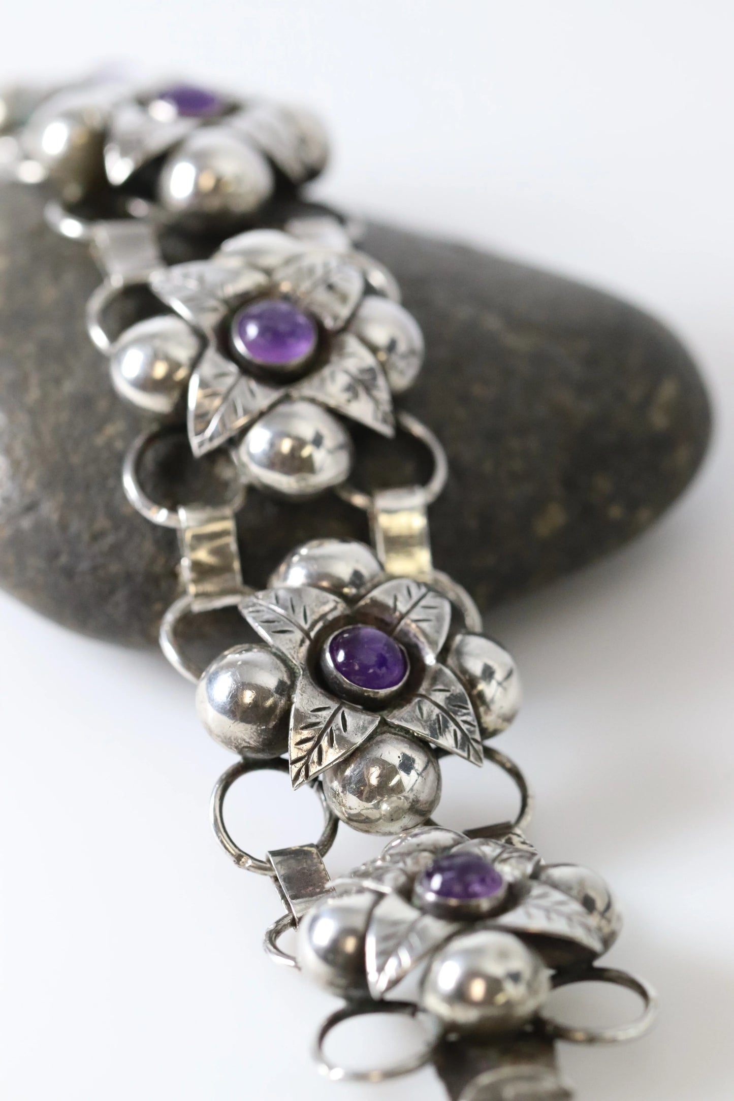 SOLD OUT: Vintage Silver Mexican Jewelry | Old Floral Amethyst Linked Bracelet - Carmel Fine Silver Jewelry