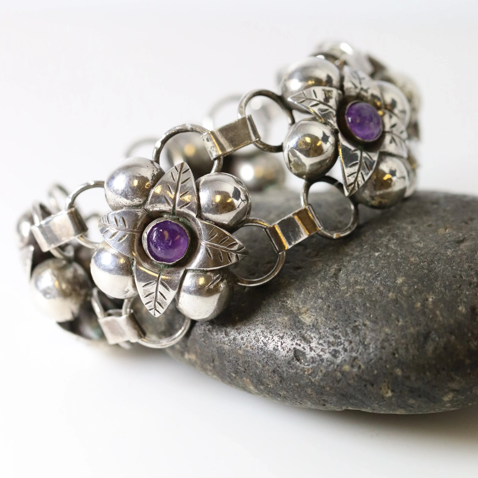 SOLD OUT: Vintage Silver Mexican Jewelry | Old Floral Amethyst Linked Bracelet - Carmel Fine Silver Jewelry