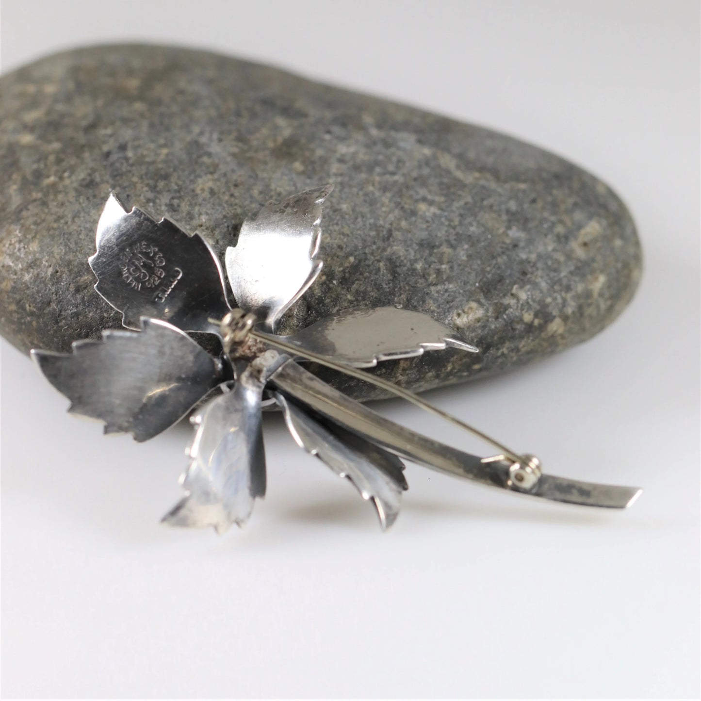 Taxco Amethyst Flower Pin | Vintage Sterling Silver | Mid-Century Mexican Silver Brooch - Carmel Fine Silver Jewelry