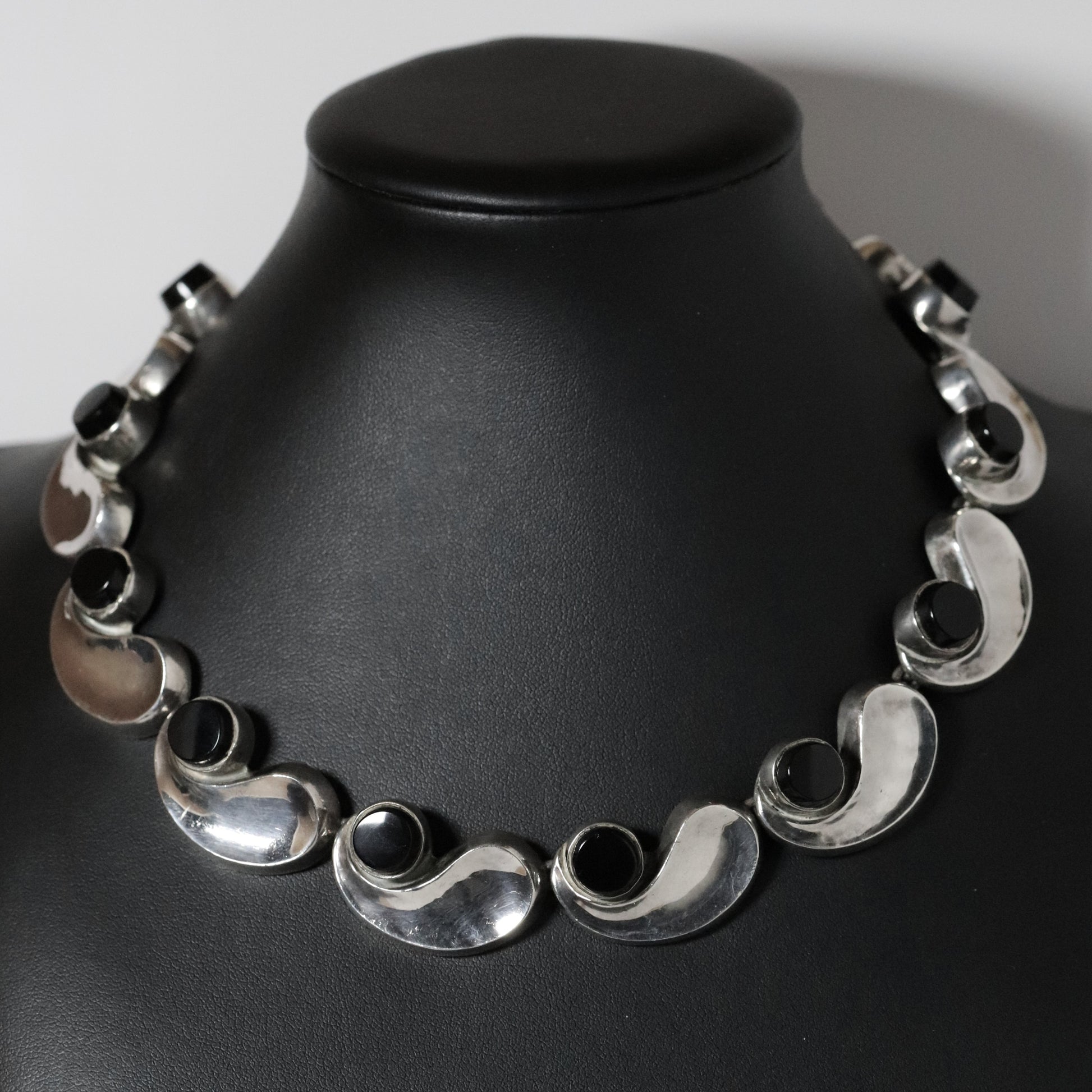 Vintage Antonio Pineda Jewelry | Chunky Modernist Onyx Necklace Taxco Mexico - Carmel Fine Silver Jewelry