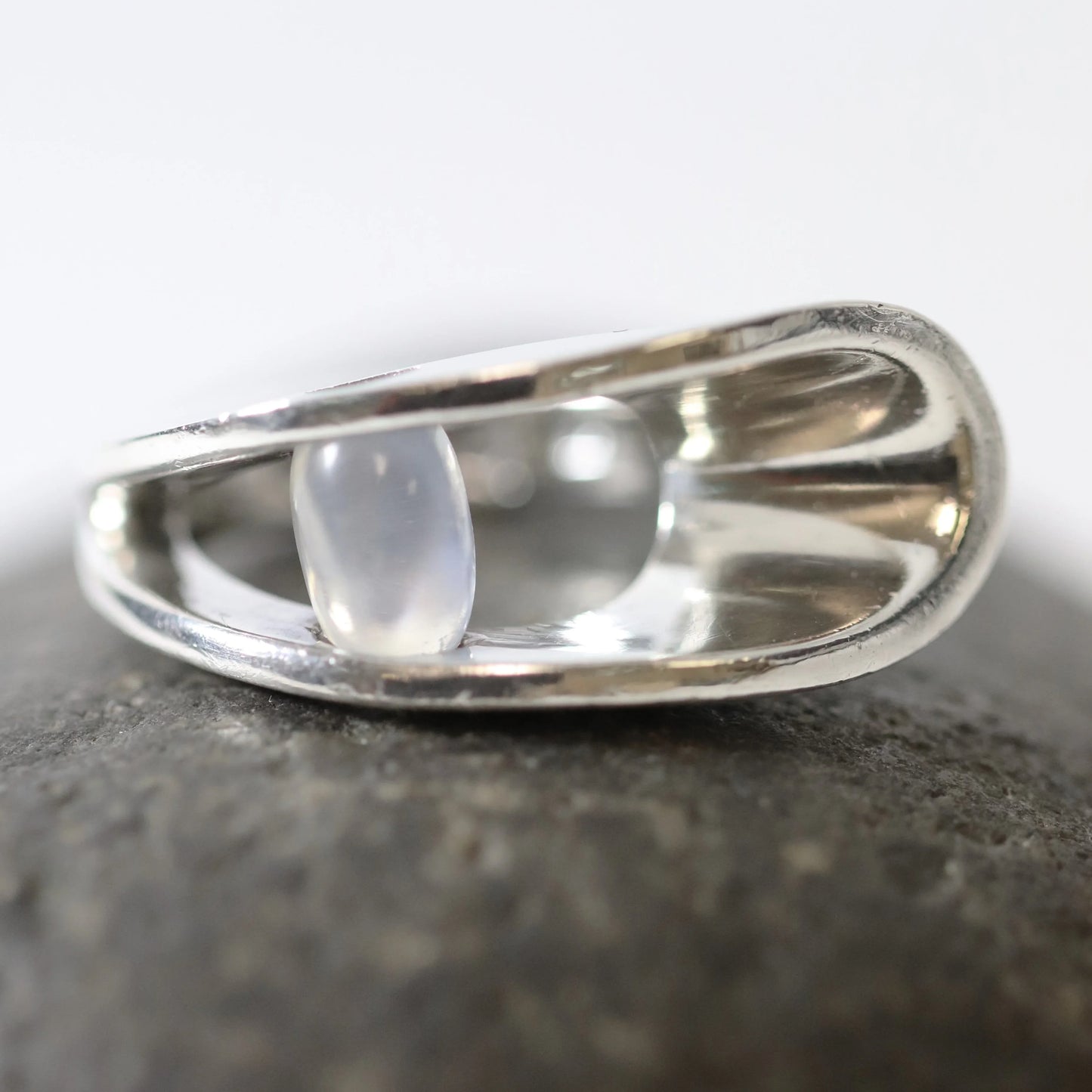 Vintage Antonio Pineda Taxco Silver Mexican Jewelry | Mid-Century Modernist Moonstone Ring (US Size 6 1/2) - Carmel Fine Silver Jewelry