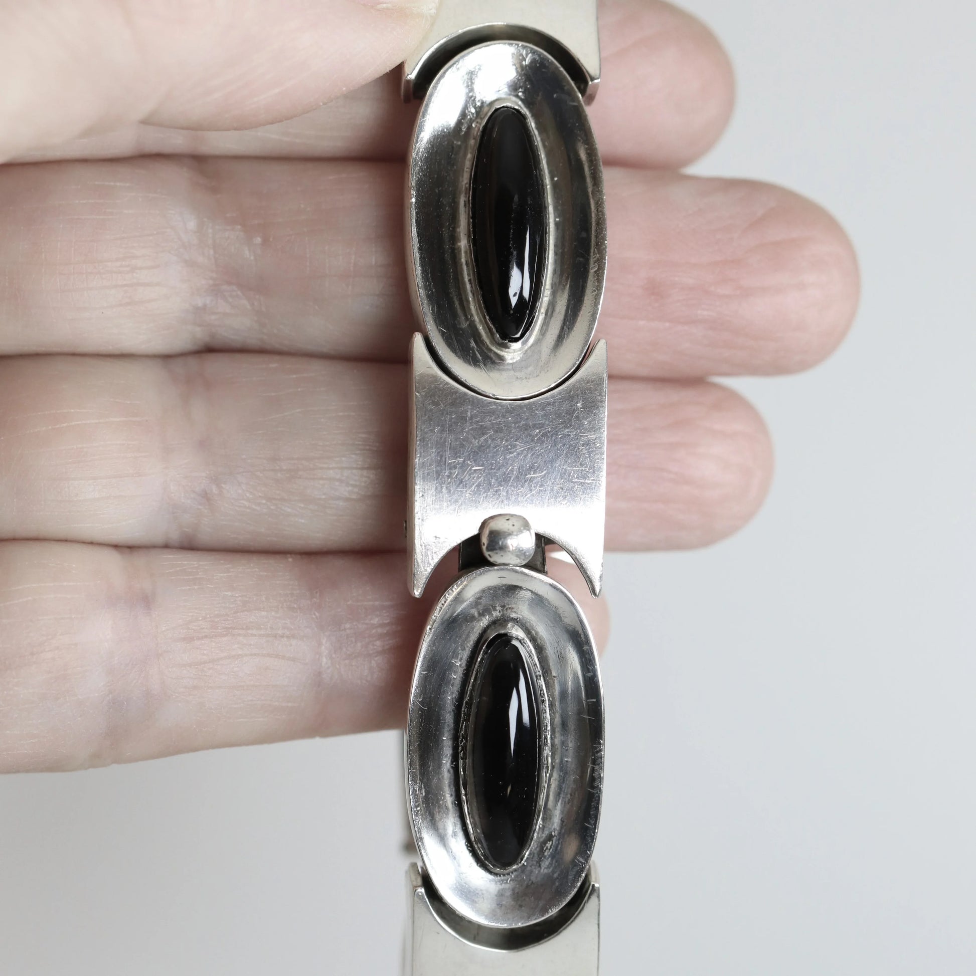 Vintage Antonio Pineda Taxco Silver Mexican Jewelry | Modernist Oval Onyx Panel Bracelet - Carmel Fine Silver Jewelry