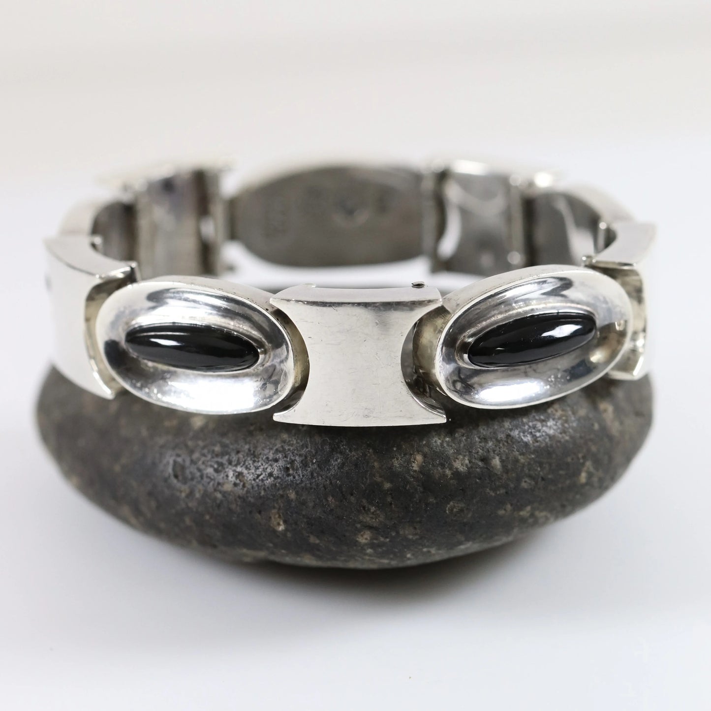 Vintage Antonio Pineda Taxco Silver Mexican Jewelry | Modernist Oval Onyx Panel Bracelet - Carmel Fine Silver Jewelry