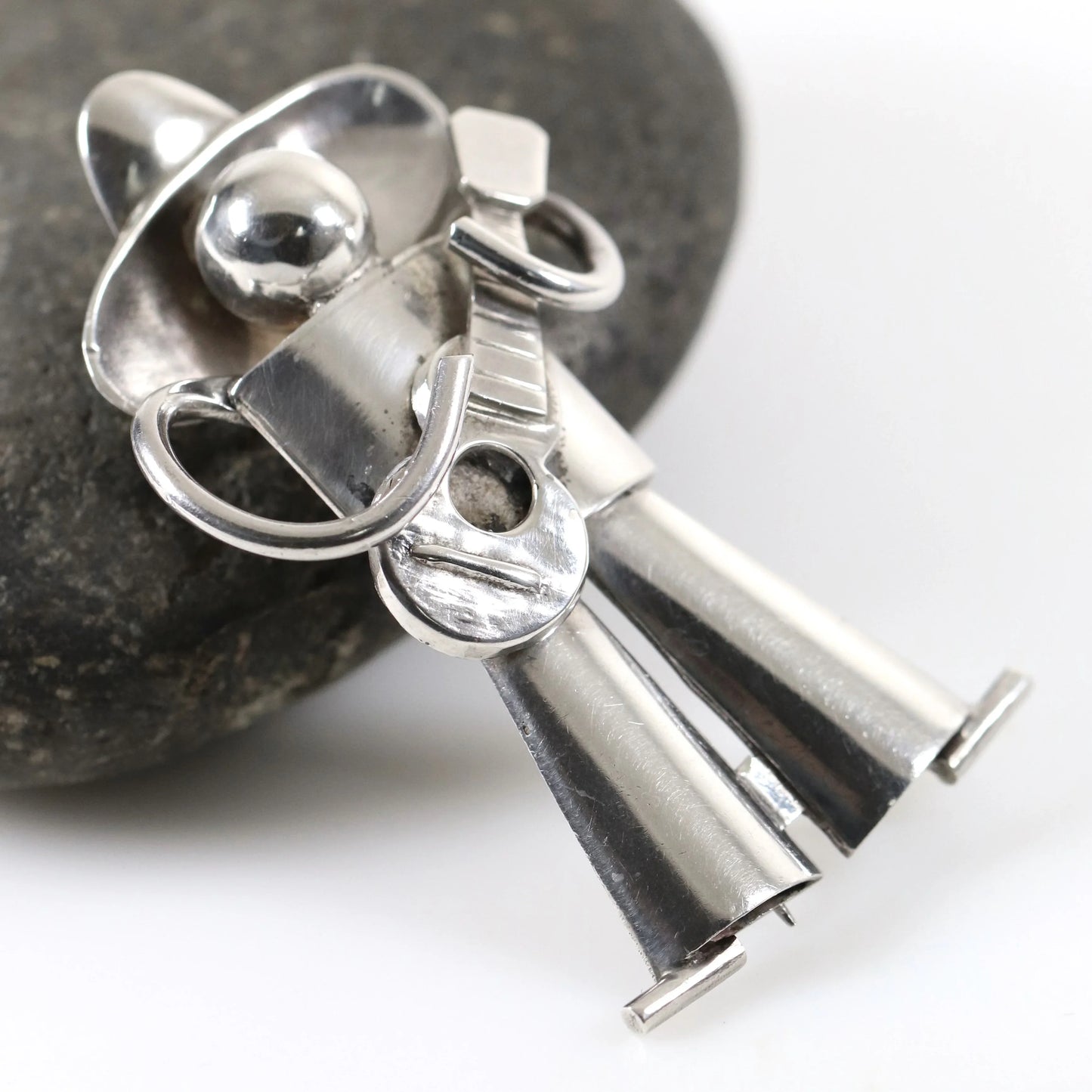 Vintage Fred Davis Jewelry | Guitar Player Brooch in Sterling Silver c.1930 Mexico - Carmel Fine Silver Jewelry