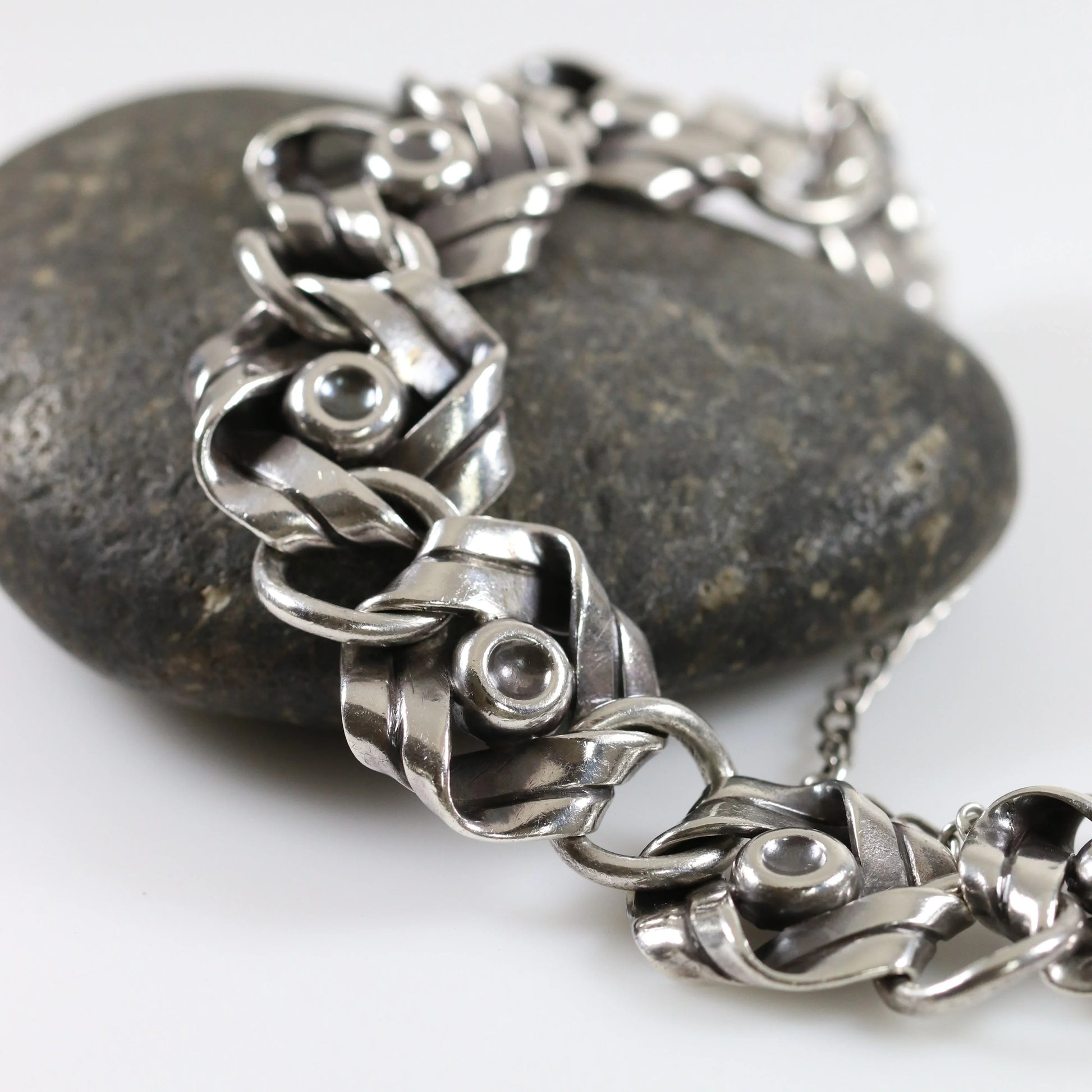 Vintage Hector Aguilar Jewelry | Ribbon Panel 940 Sterling Silver Link Bracelet Mexico - Carmel Fine Silver Jewelry