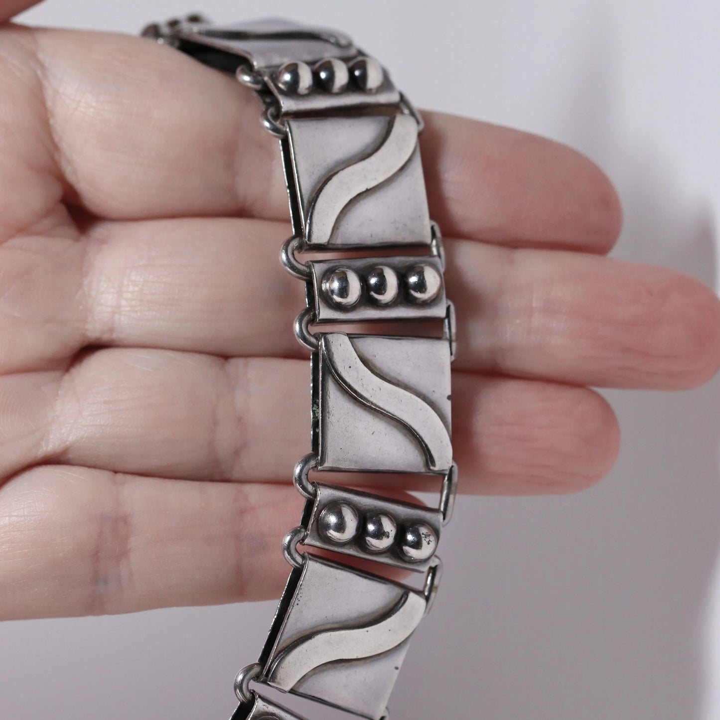Vintage Hector Aguilar Taxco Jewelry | Bead and Swoosh Panel Link Necklace - Carmel Fine Silver Jewelry