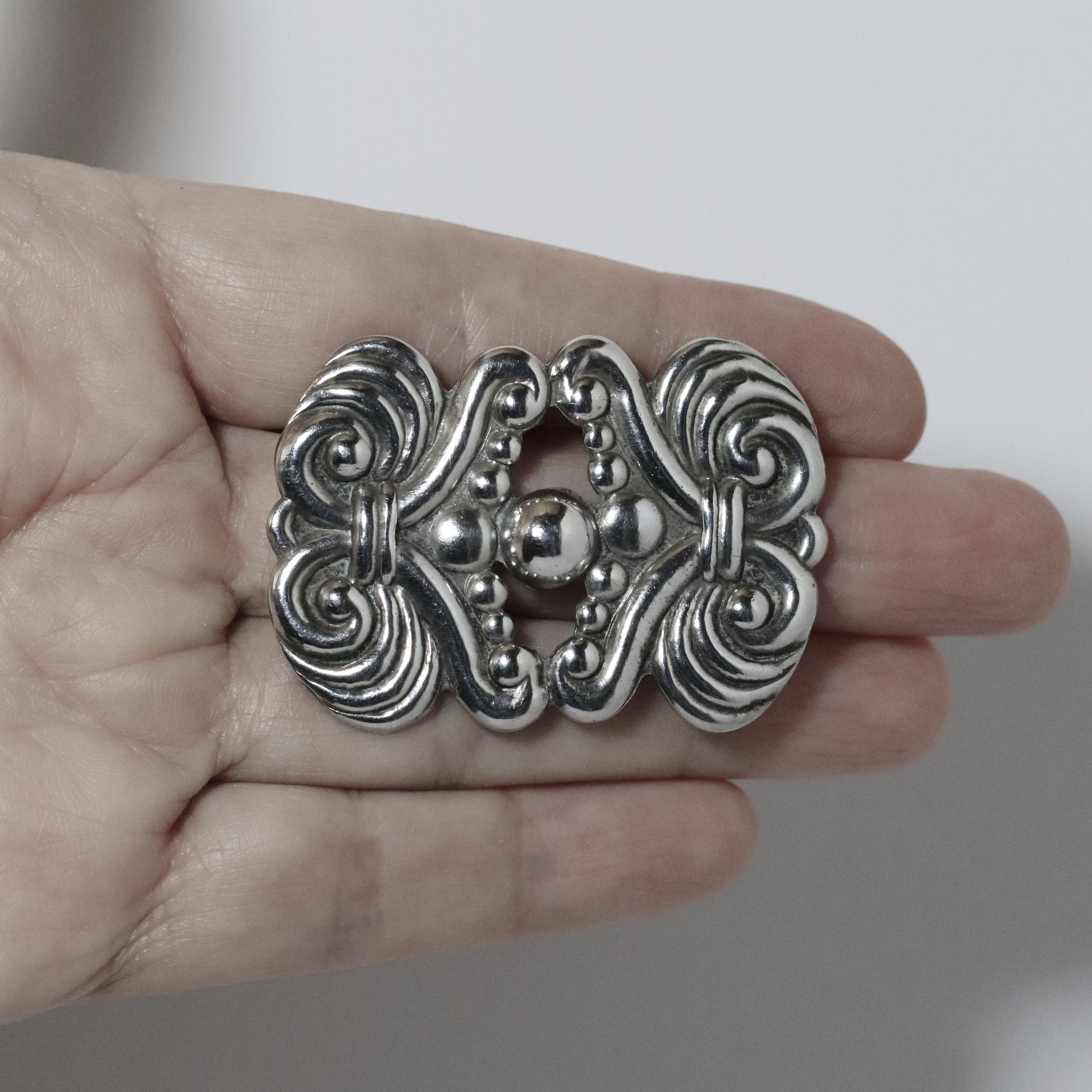 Vintage Los Castillo Jewelry | Ornate Solid Silver Brooch Taxco Mexico - Carmel FSJ