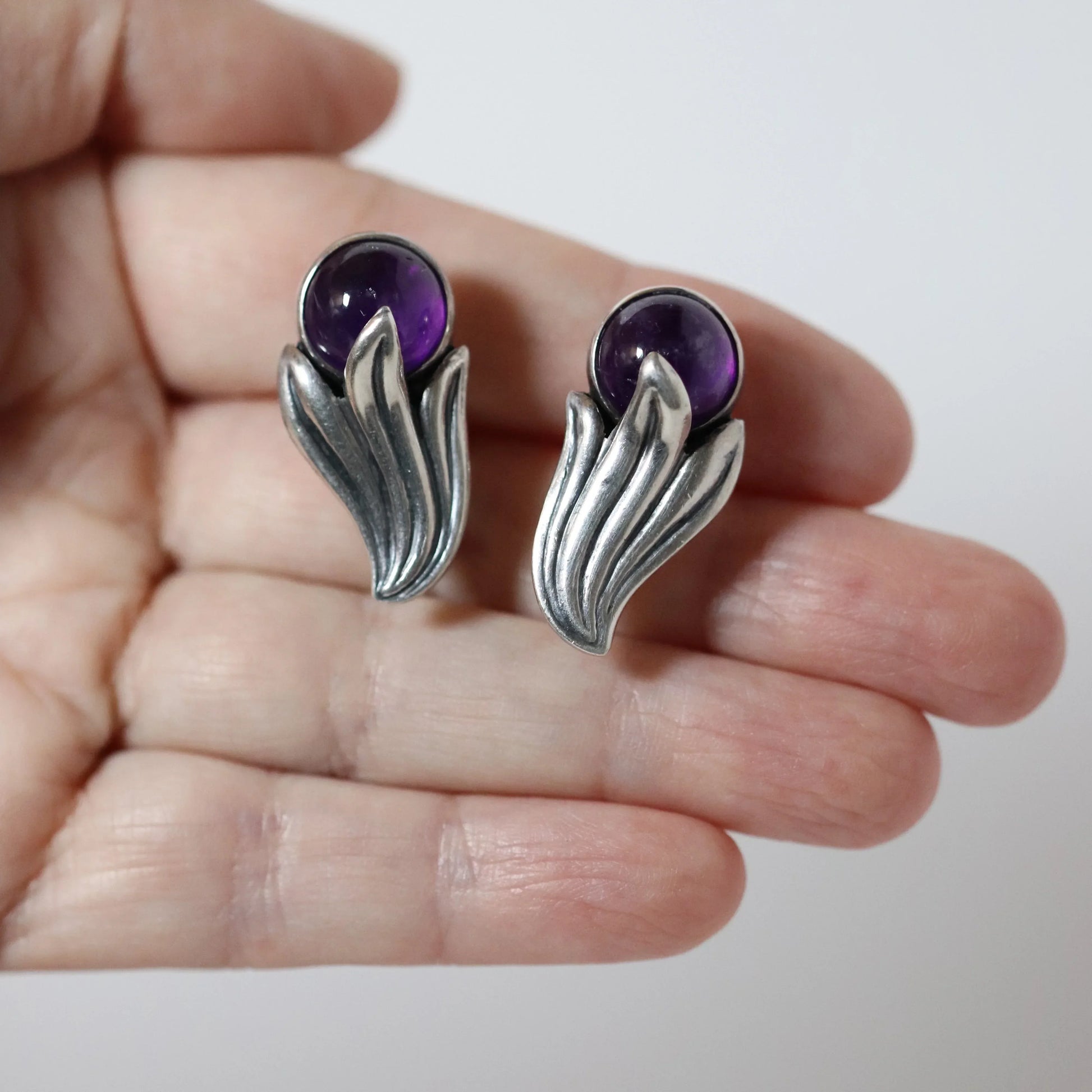 Vintage Los Castillo Taxco Silver Mexican Jewelry | Amethyst Bell Flower Screwback Earrings - Carmel Fine Silver Jewelry